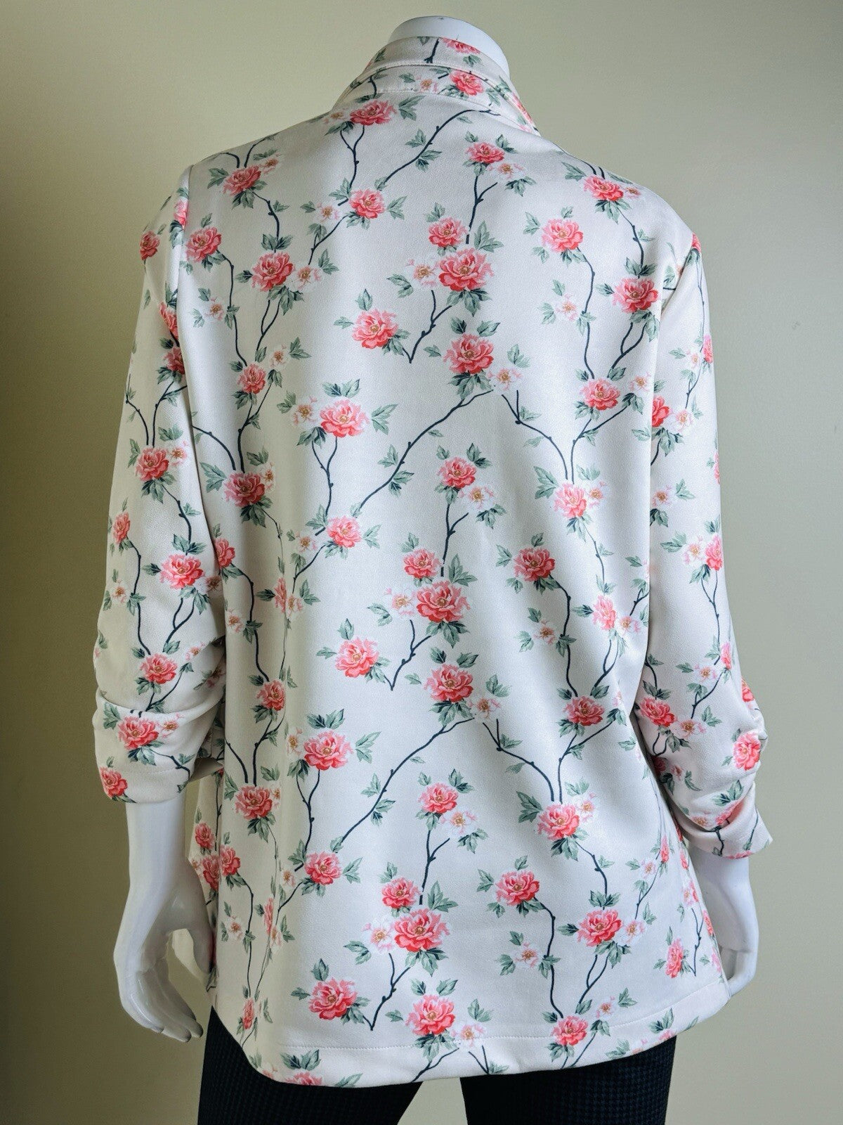 Alice Blue Women’s Floral Cardigan Jacket Sz XL. (B.107)