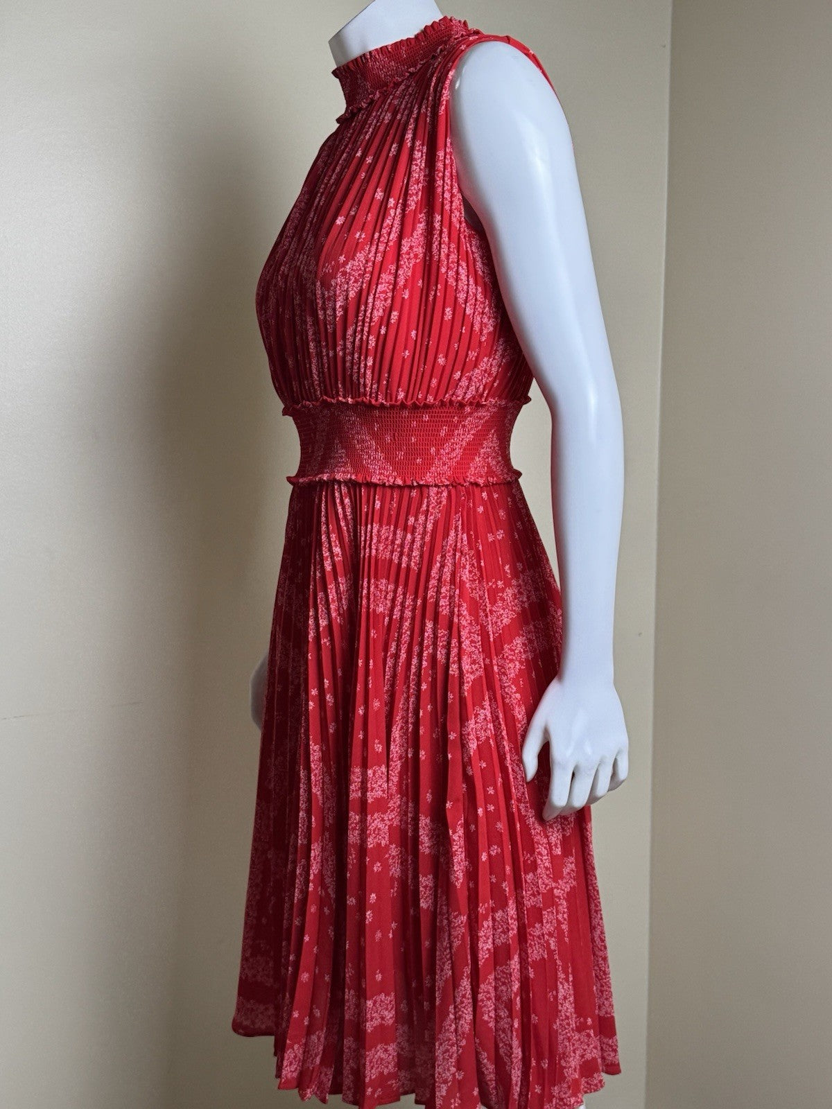 $148 NANETTE LEPORE Floral Pleaded Dress Sz 6 (B.171)