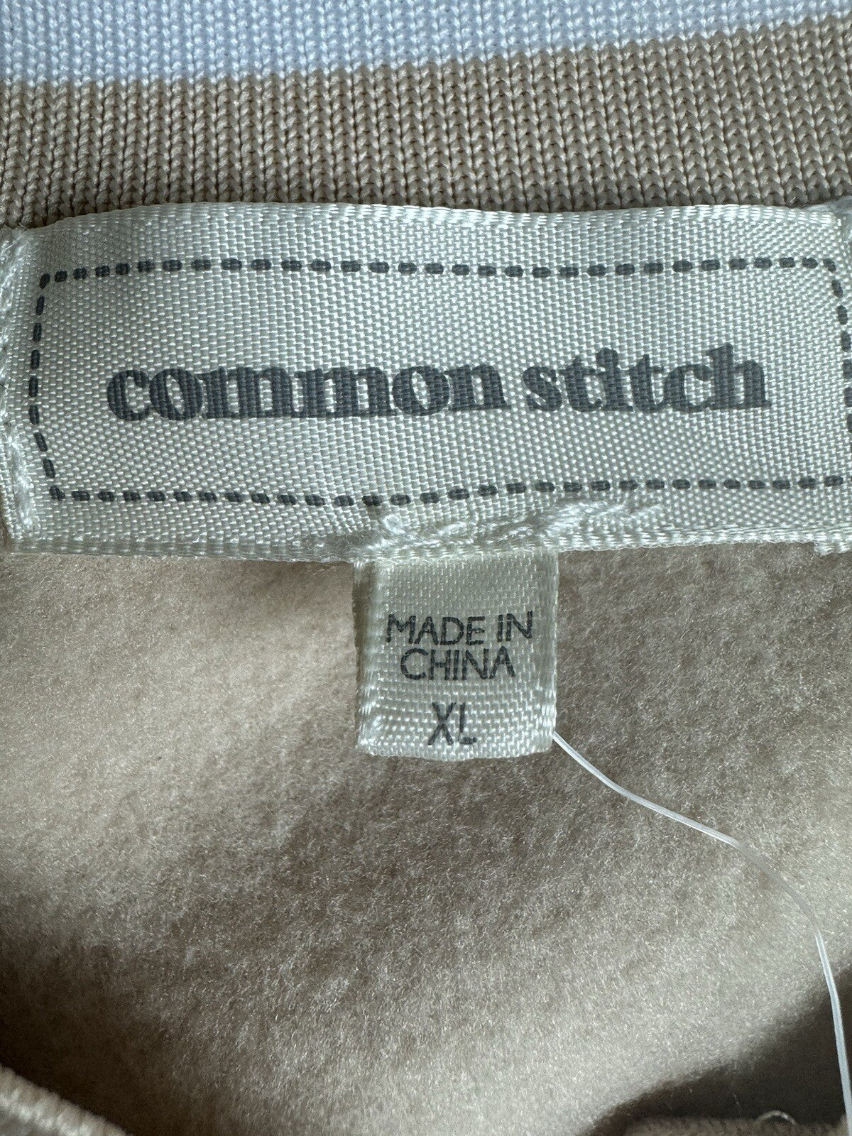 Common Stitch Women’s New York Bear Logo Jacket Sz XL (B.90)