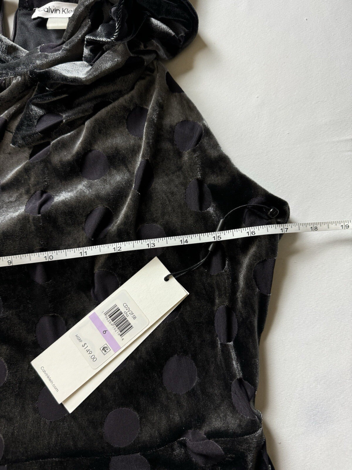 $149 Calvin Klein Women's Gray Polka Dots Dress Sz 6. (B.103)