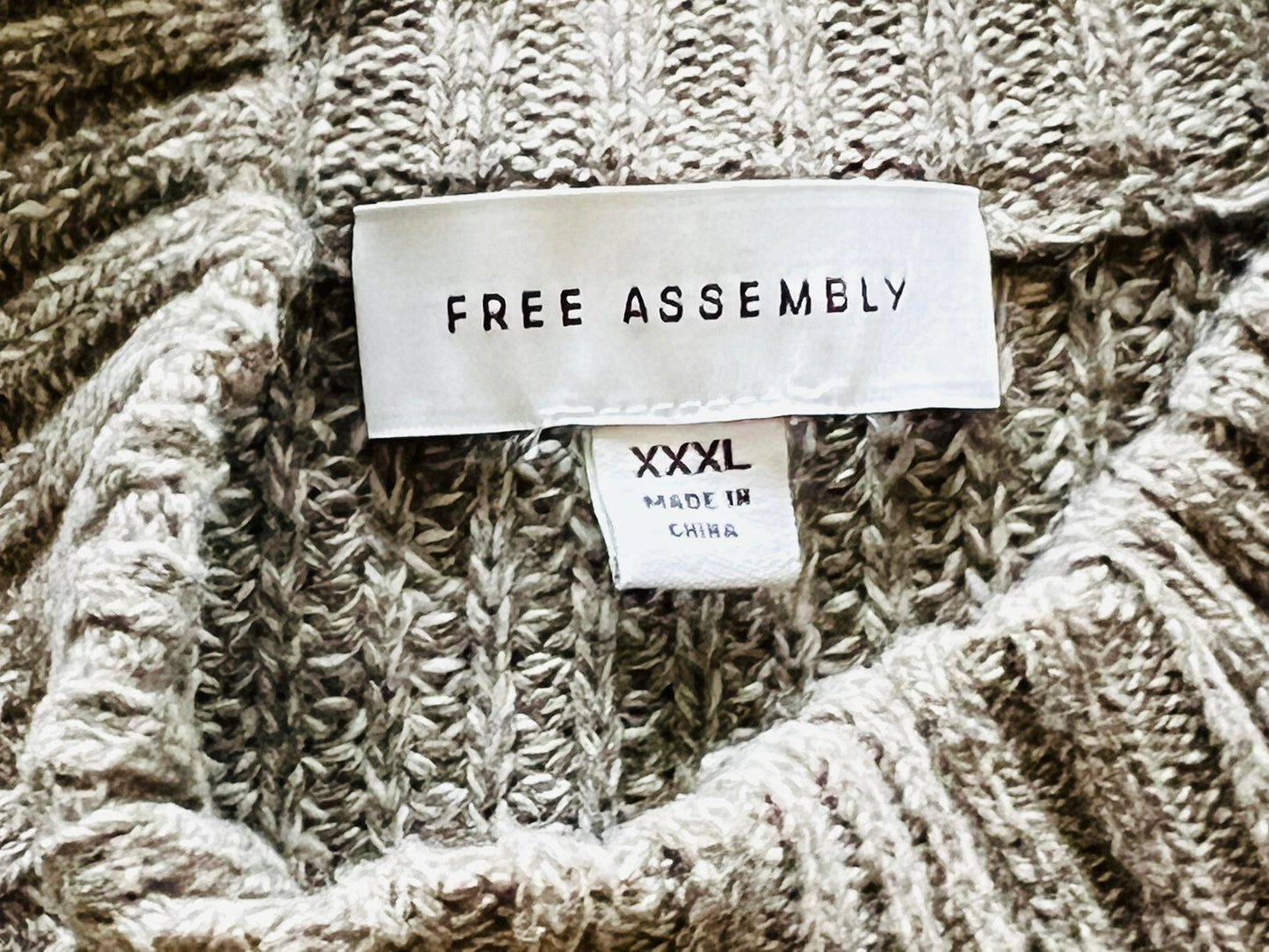 Free Assembly Women’s Sweater Brown Sz 3X