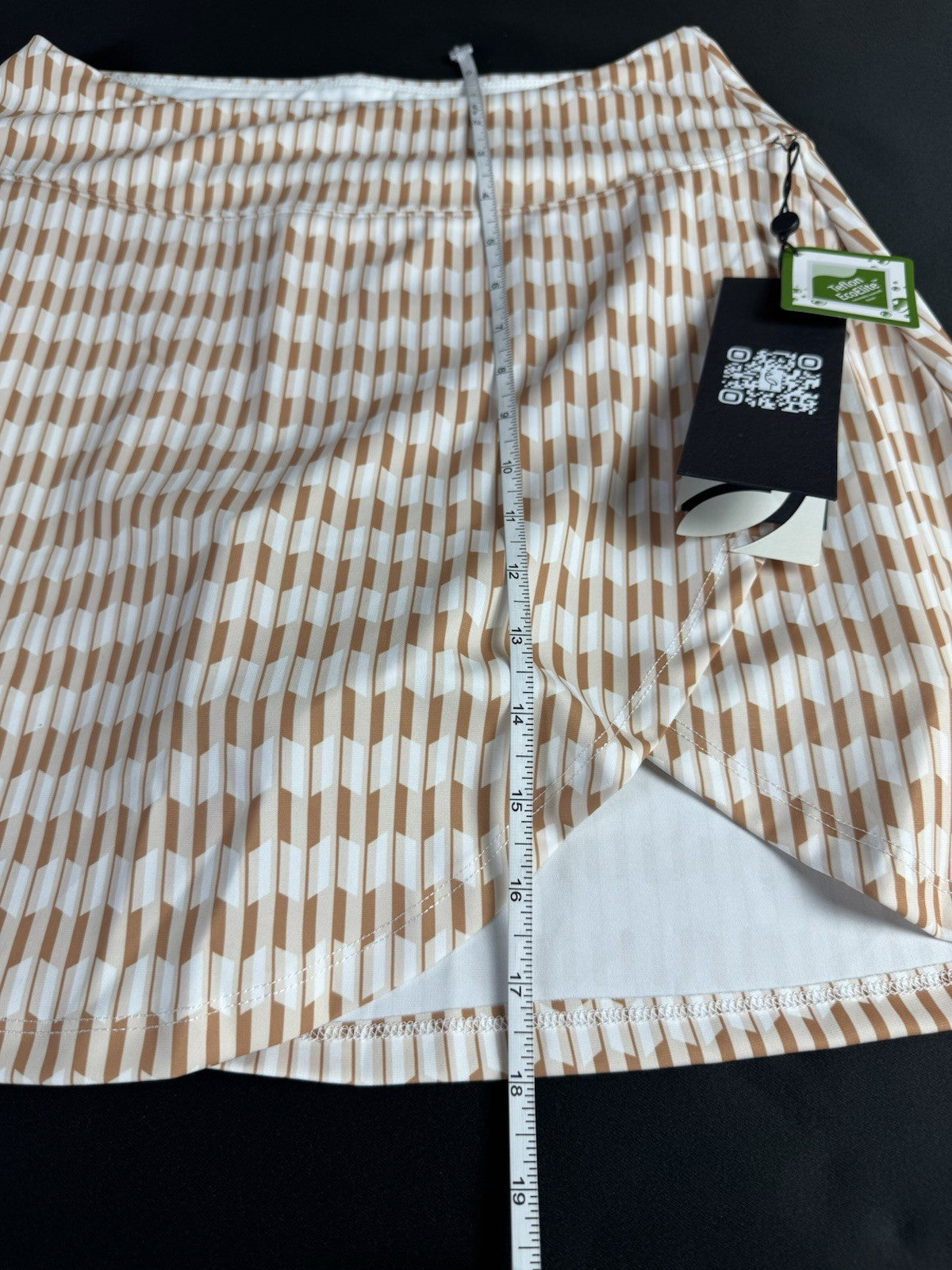 A. Putnam Womens Golf Skort Sz S (B.037)