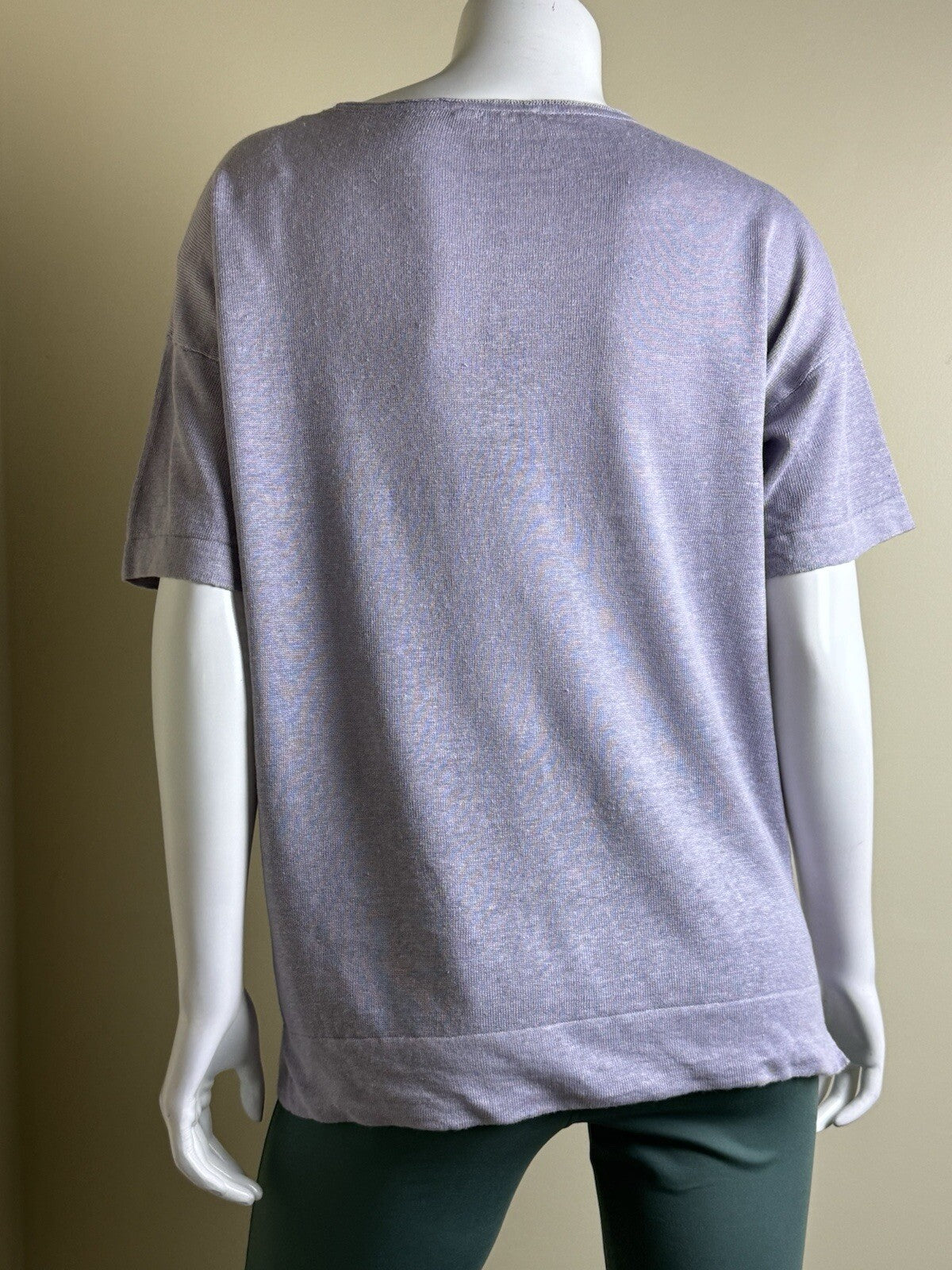 $95 Donna Karan Blouse Lilac Top Sz M. (B.102)