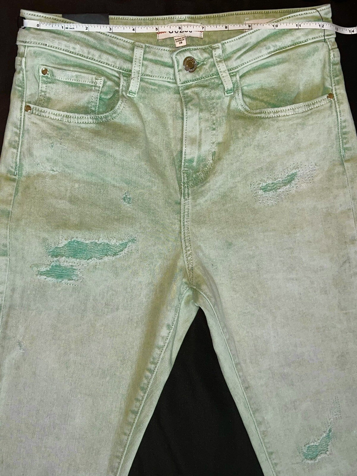 $108 GUESS Jeans Women’s Stretch Jeans Sz 28 Green