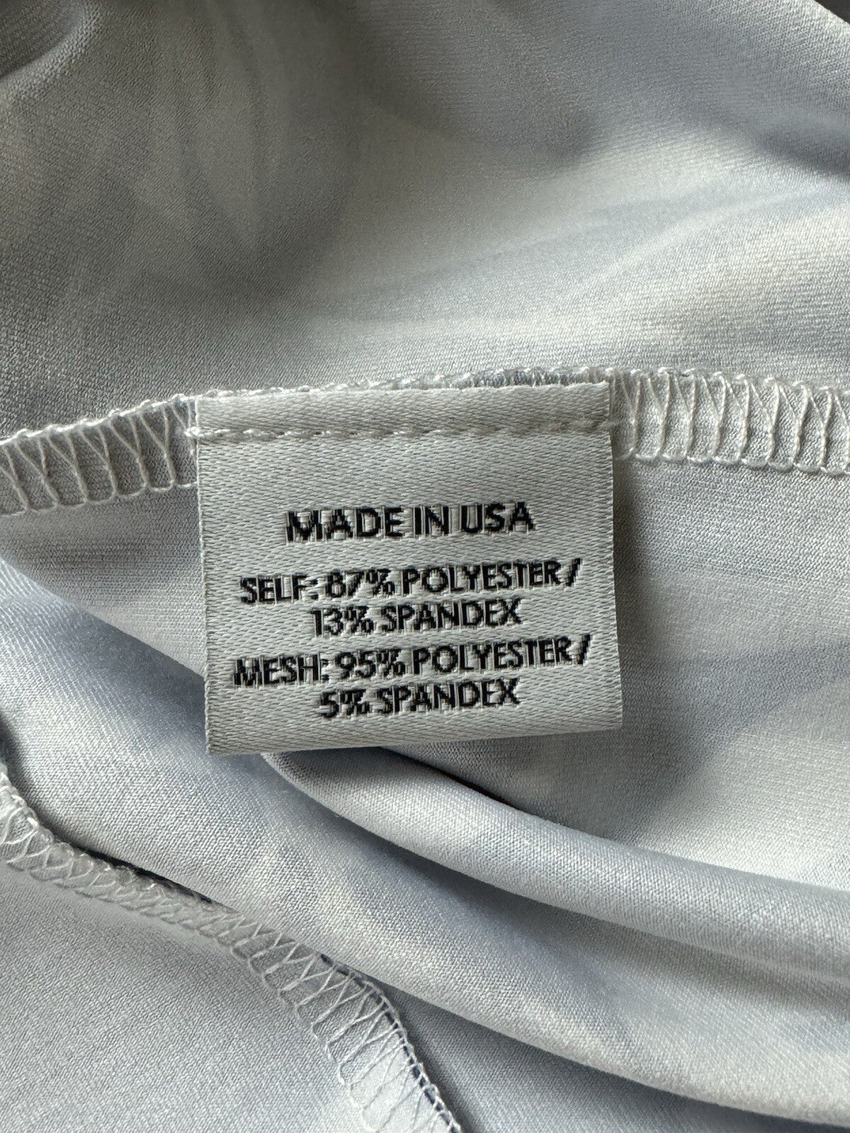 Amy Sport Women's Golf Long Sleeve Shirt Sz XL. (B.111)