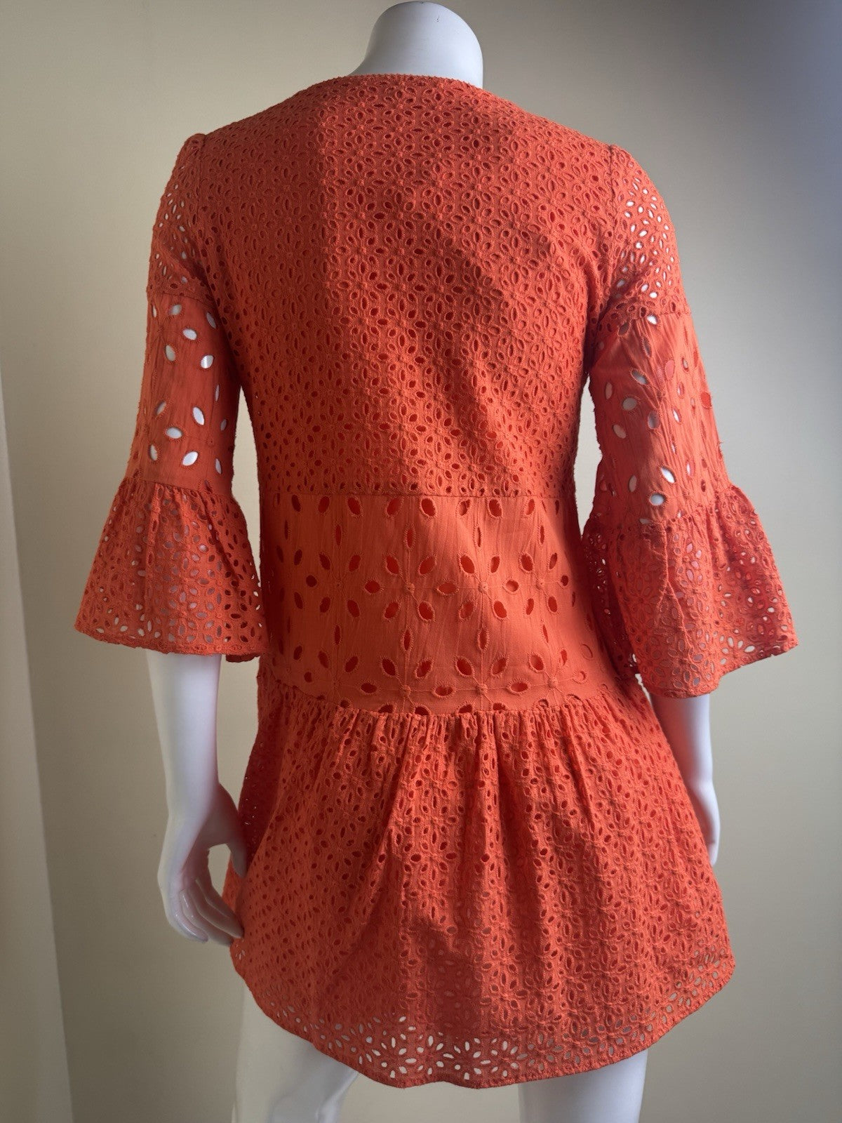 Tyler Boe Women’s Orange Lace Dress Size XS. (B.159)