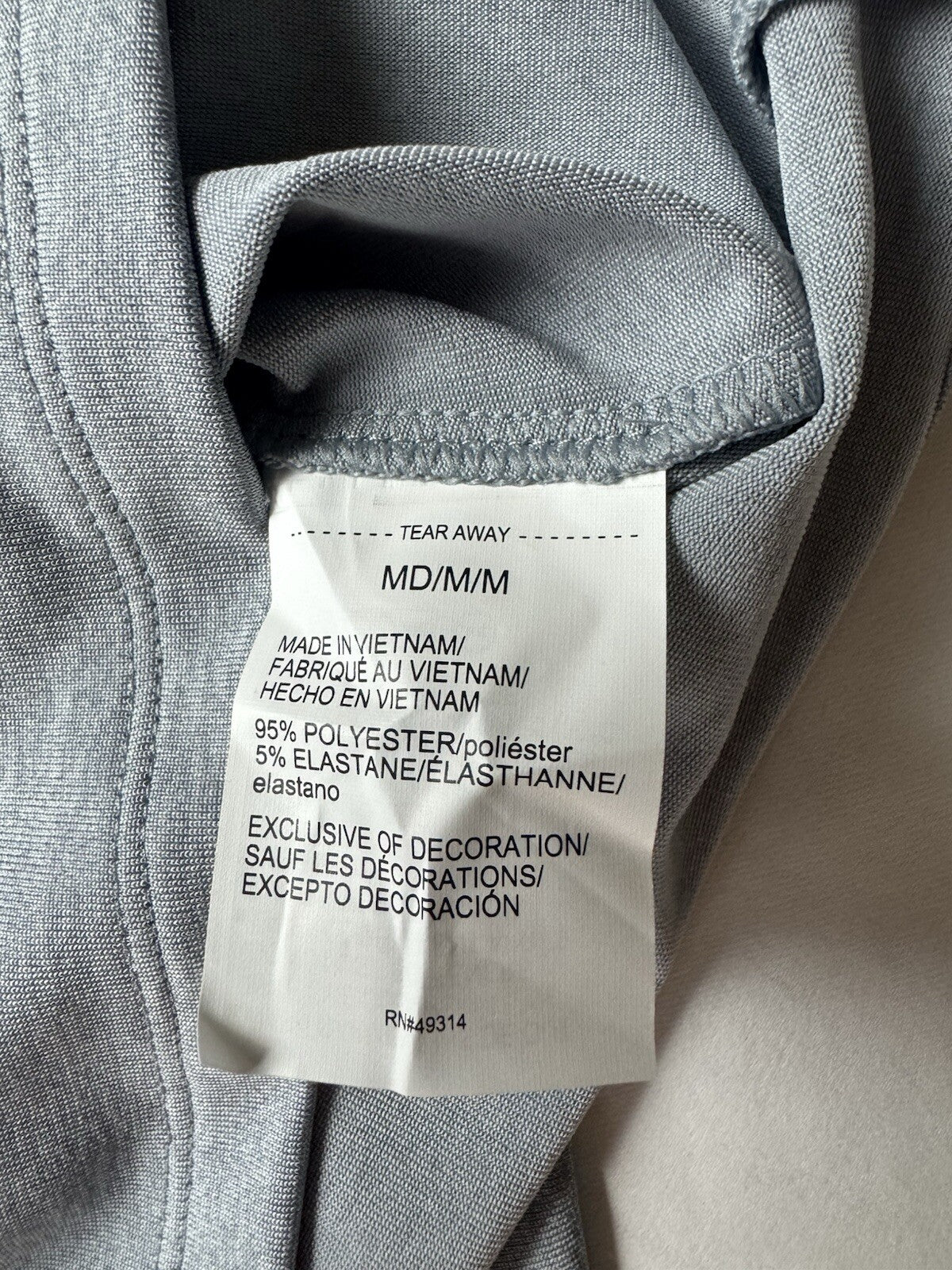 Under Armour Women's Golf Tennis Shirt Sz M. (B.141)