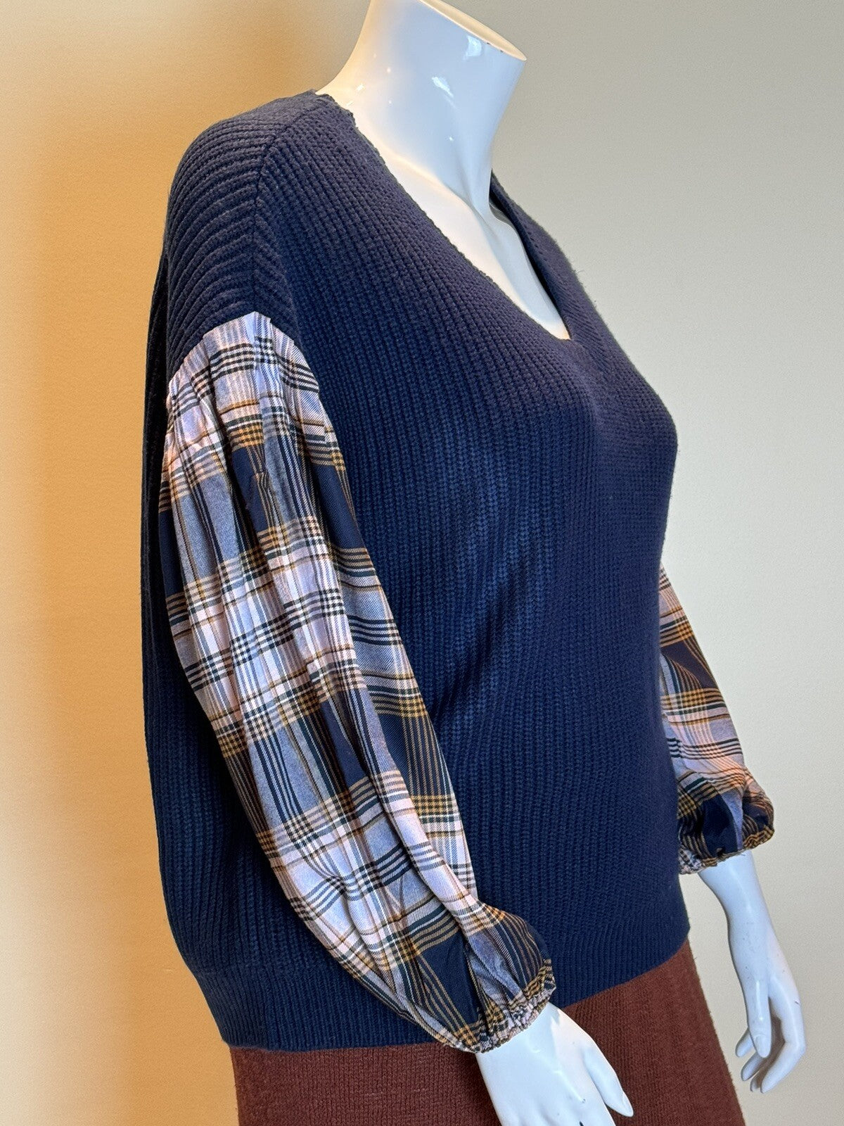 Jessica Simpson Women's Navy Sweater Plaid Sleeves Size L (55)