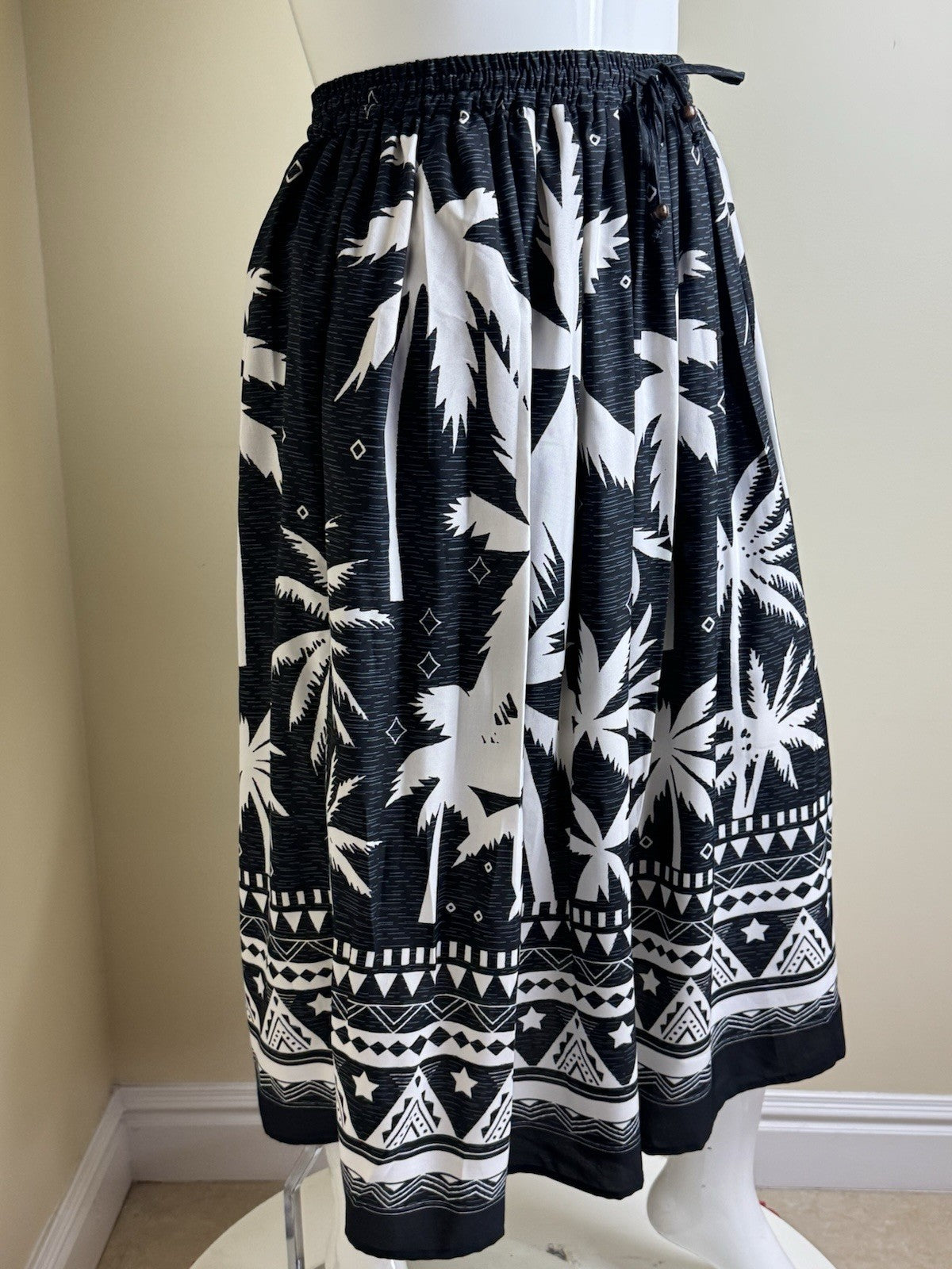 Gypsie Blu Boho Maxi Skirt Ivory Black Mandala Sz L Elastic Waist (B.082)