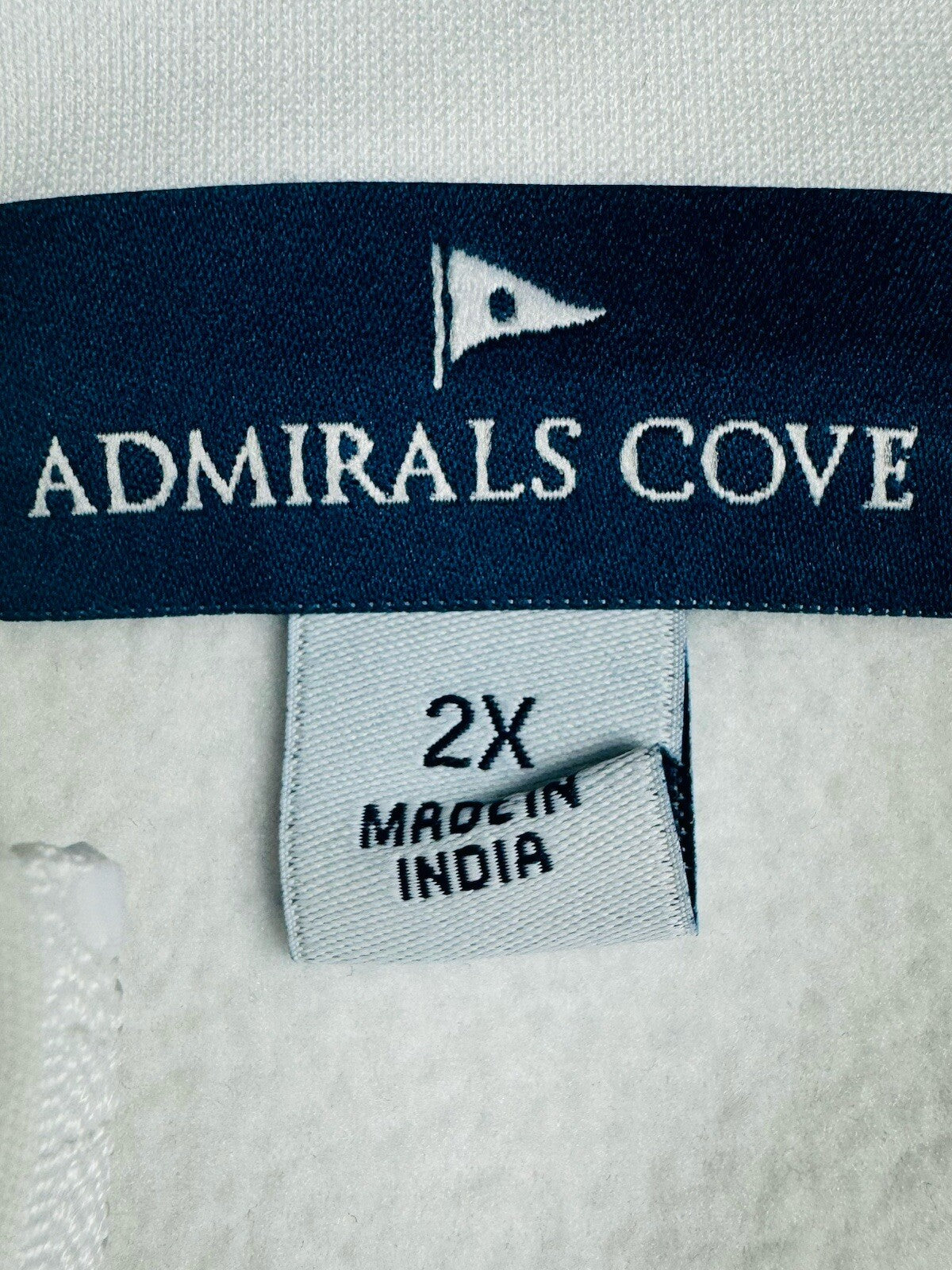 ADMIRALS COVE Women’s White Jacket Sz 2XL. (B.106)