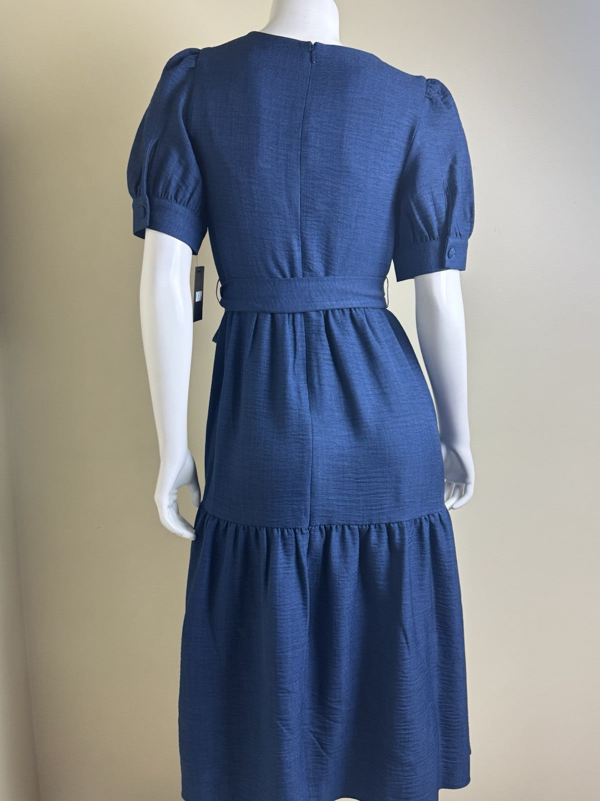$129 DKNY Women’s Navy belted Dress Sz 4. (B.151)
