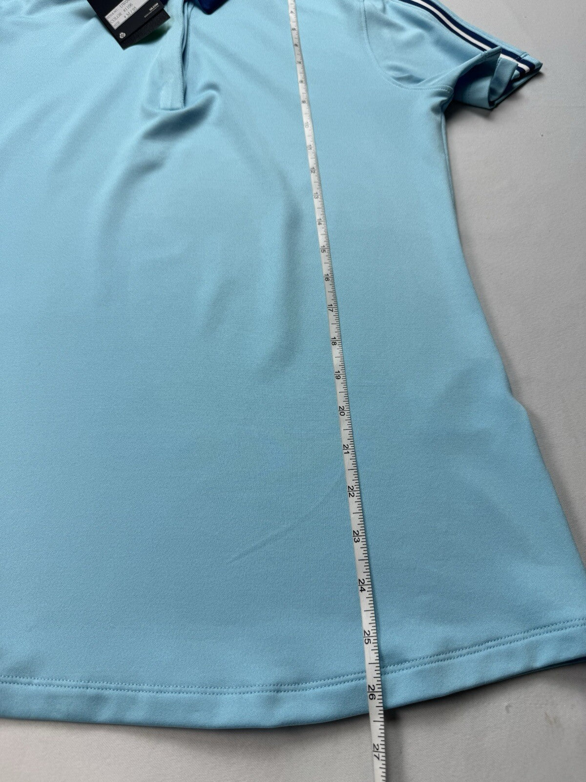 Under Armour Women's Golf Tennis Shirt Sz M. (B.38)