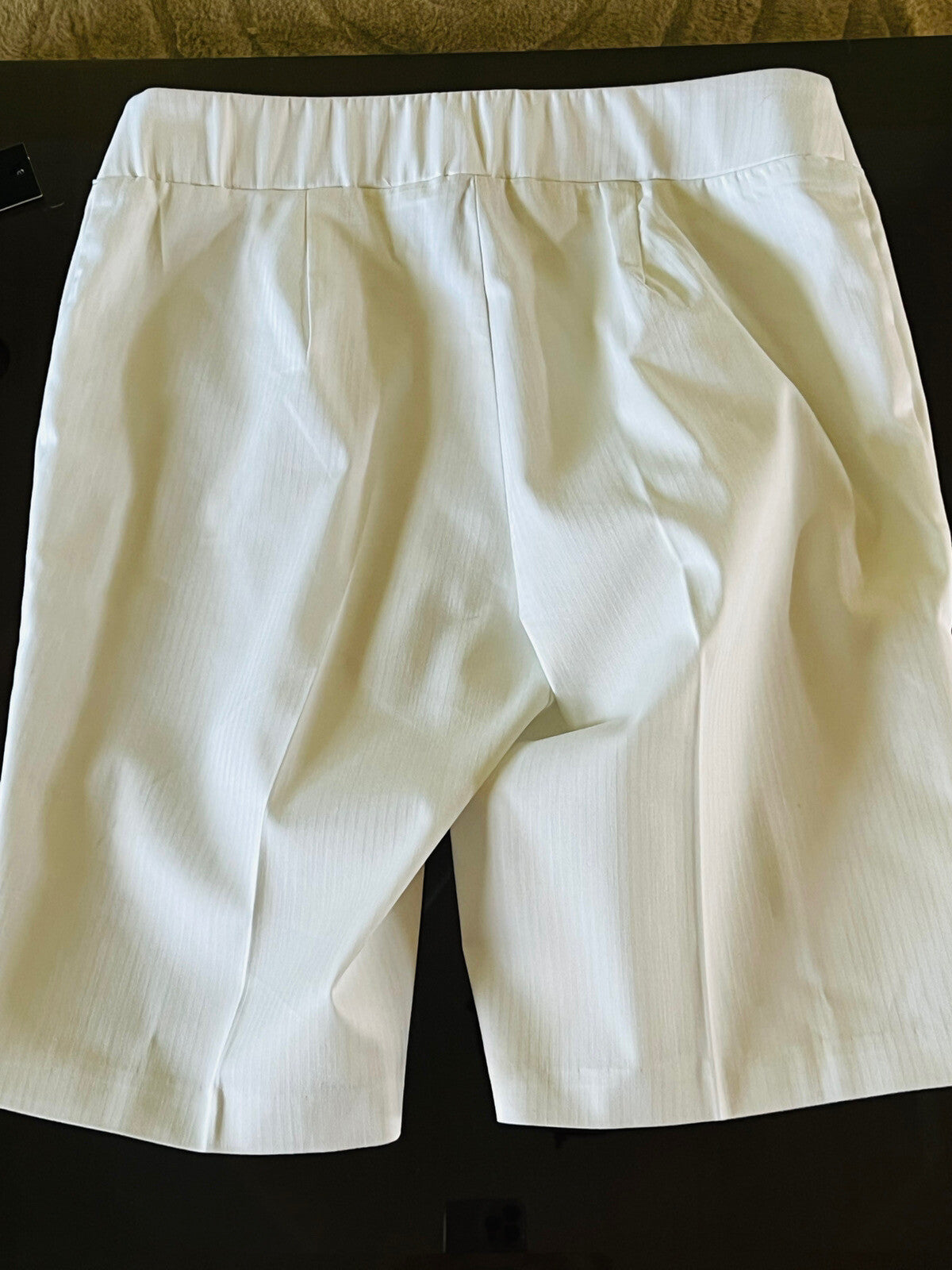 Laura Cruz Women’s Shorts Ivory Size M