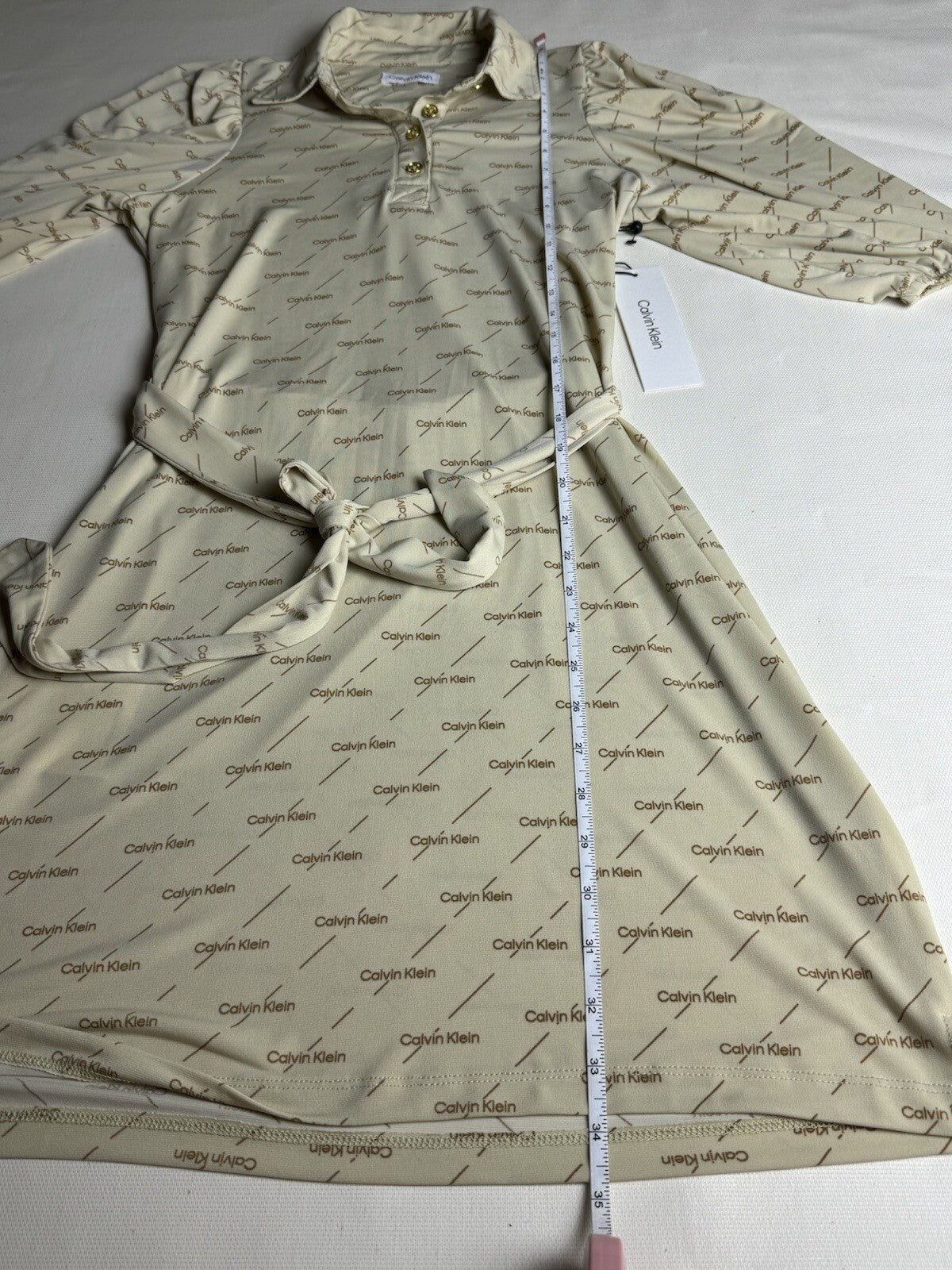 $119CALVIN KLEIN Women’s Size 4 Logo Dress (B.56)