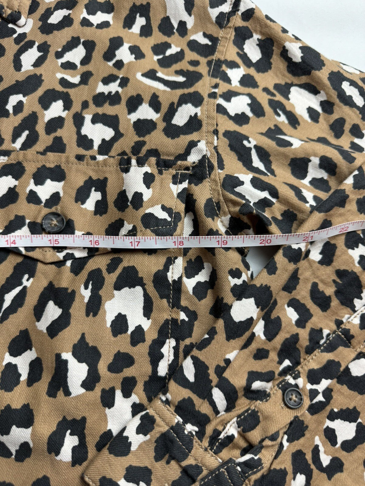 UGG Women’s Long Sleeve Leopard Button Down Shirt Size XXS. (73)