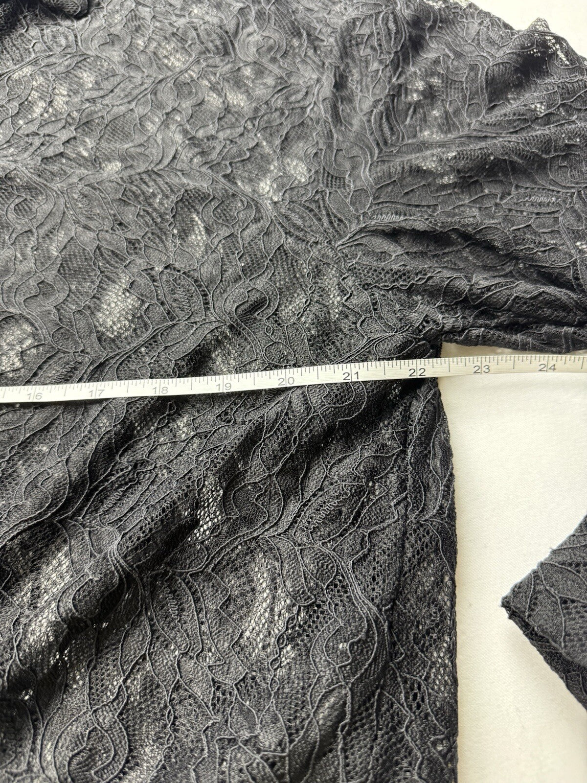 $89 Adrianna Papell Black Lace Long Sleeve Blouse Sz XL. (B.142)