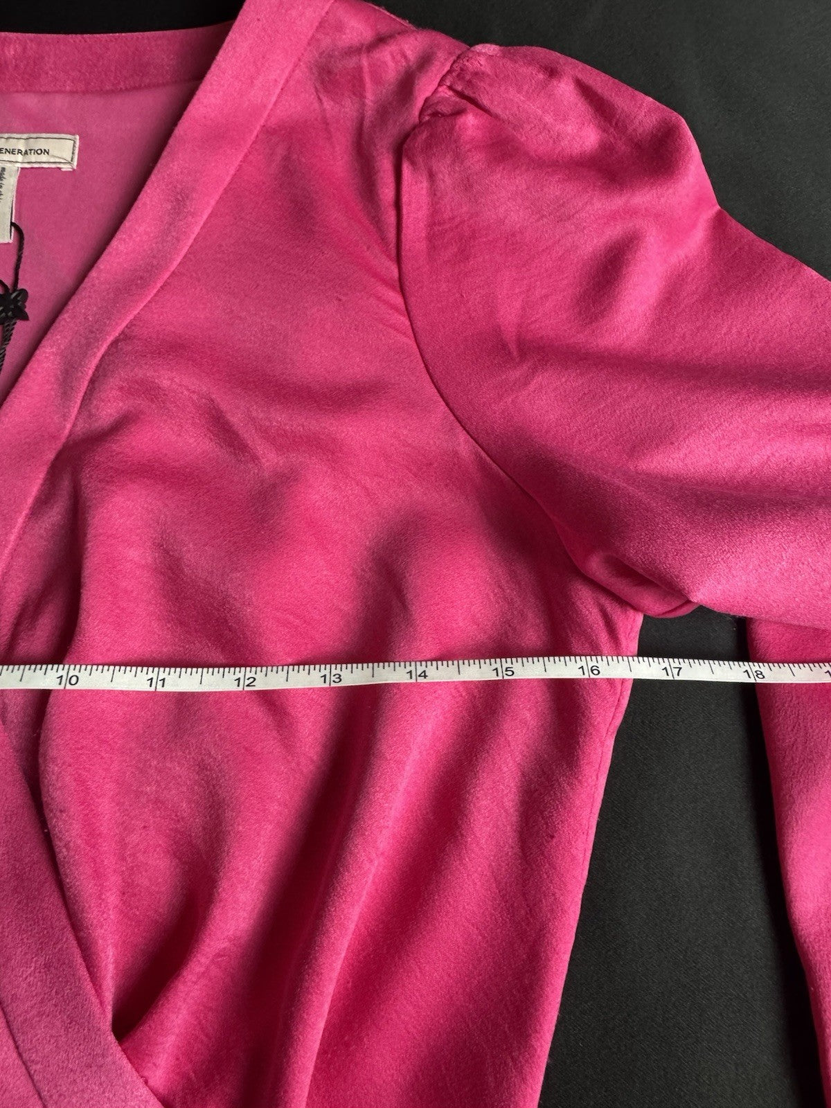 $128 BCBGeneration Women's Fuchsia Flared Dress Sz 4 (B.169)
