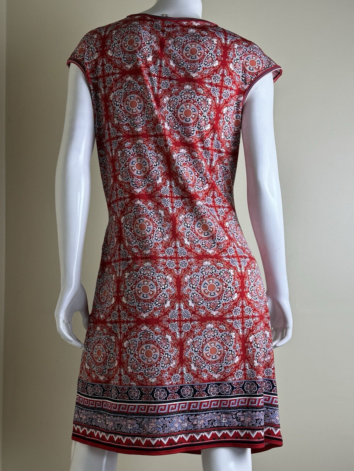 $128 Max Studio Women’s Red Wrap Dress Sz S (B.60)