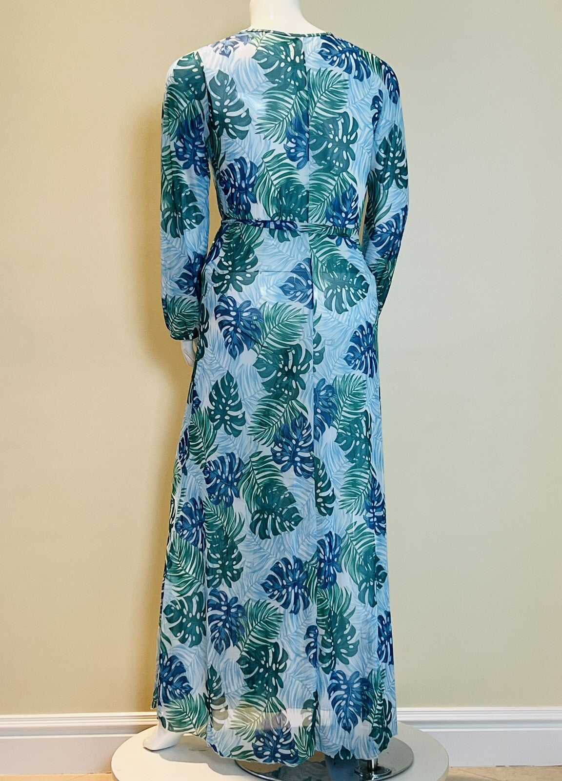 Women’s Long sleeve cover up Size L Green (8)