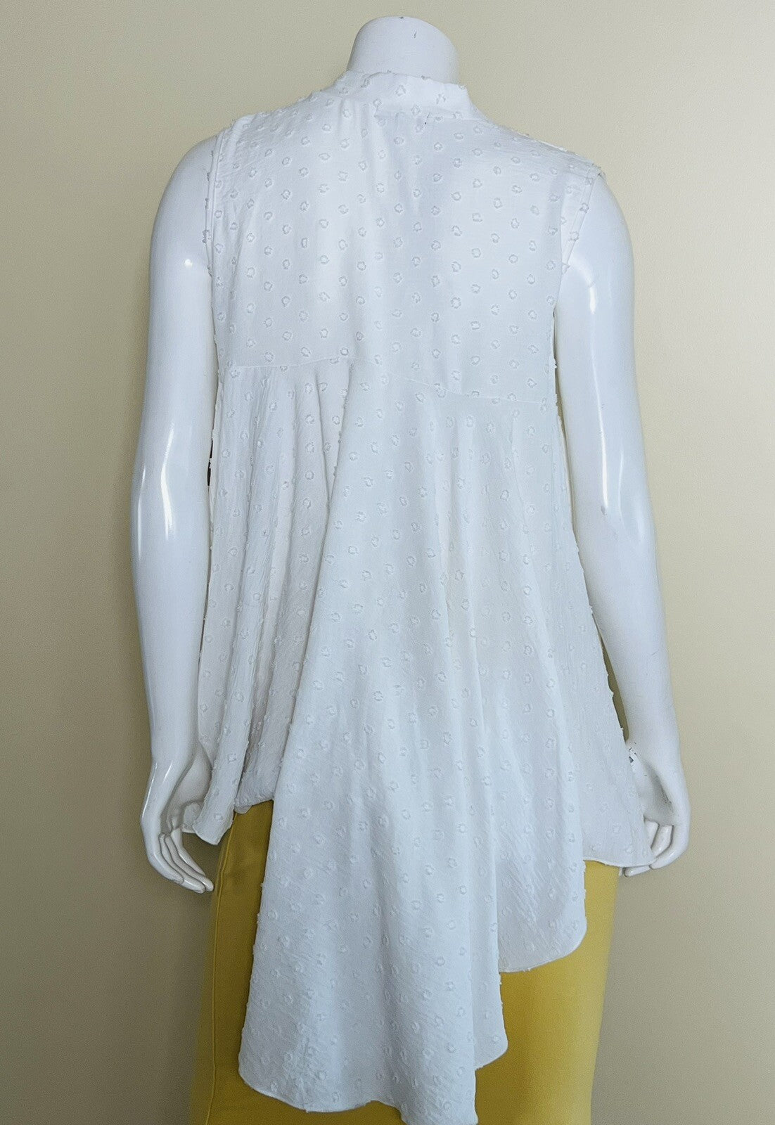 Cha Cha Vente Women’s Top Sleeveless White Blouse Sz L