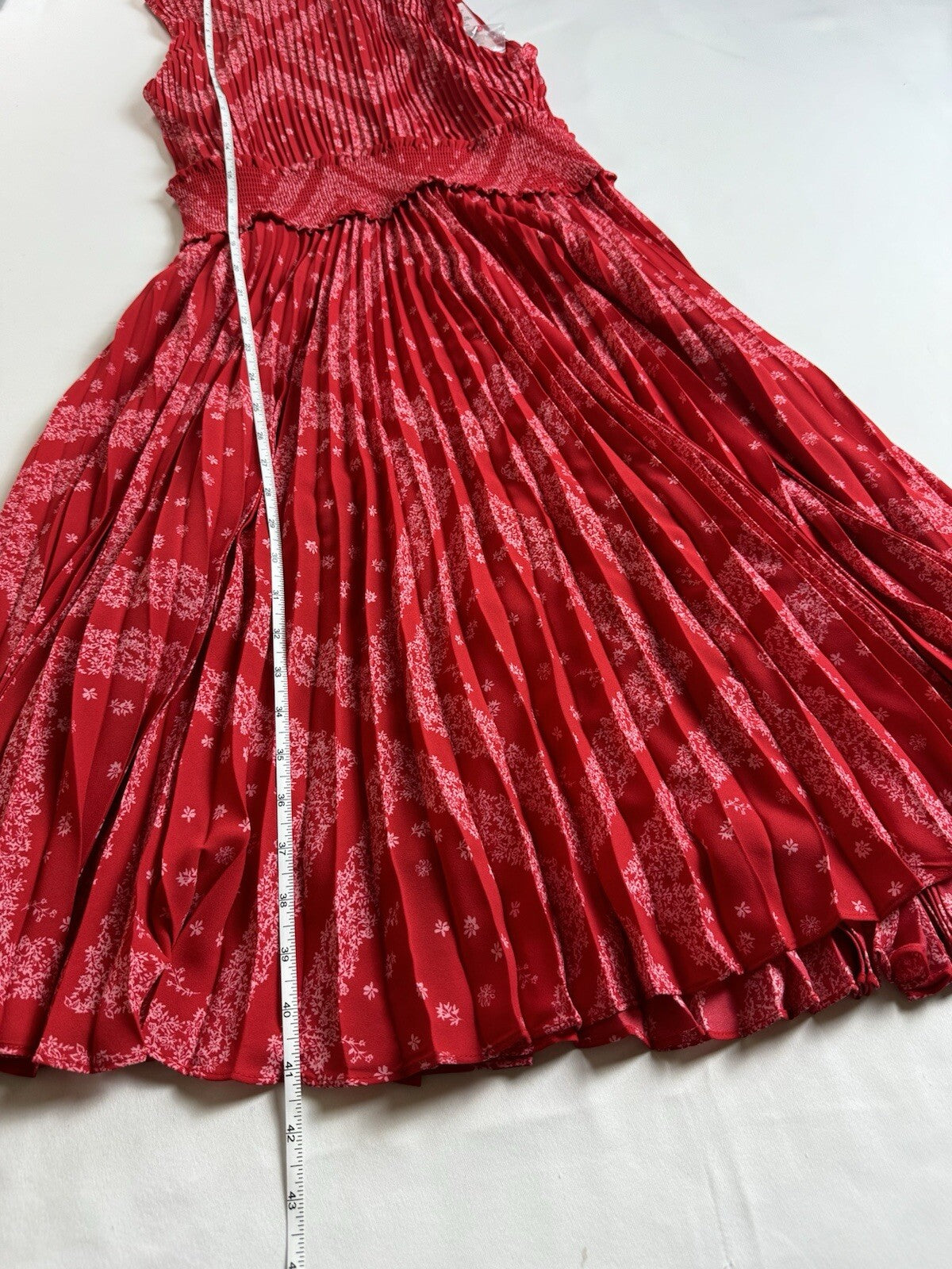 $148 NANETTE LEPORE Red Ruffled Dress Sz 10 (B.94)