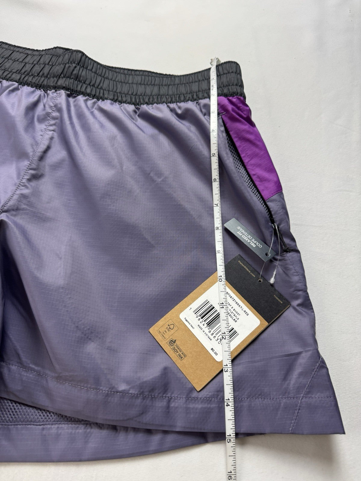 $80 The North Face Women's Sport Shorts Purple with Liner - Sz L. (B.156)