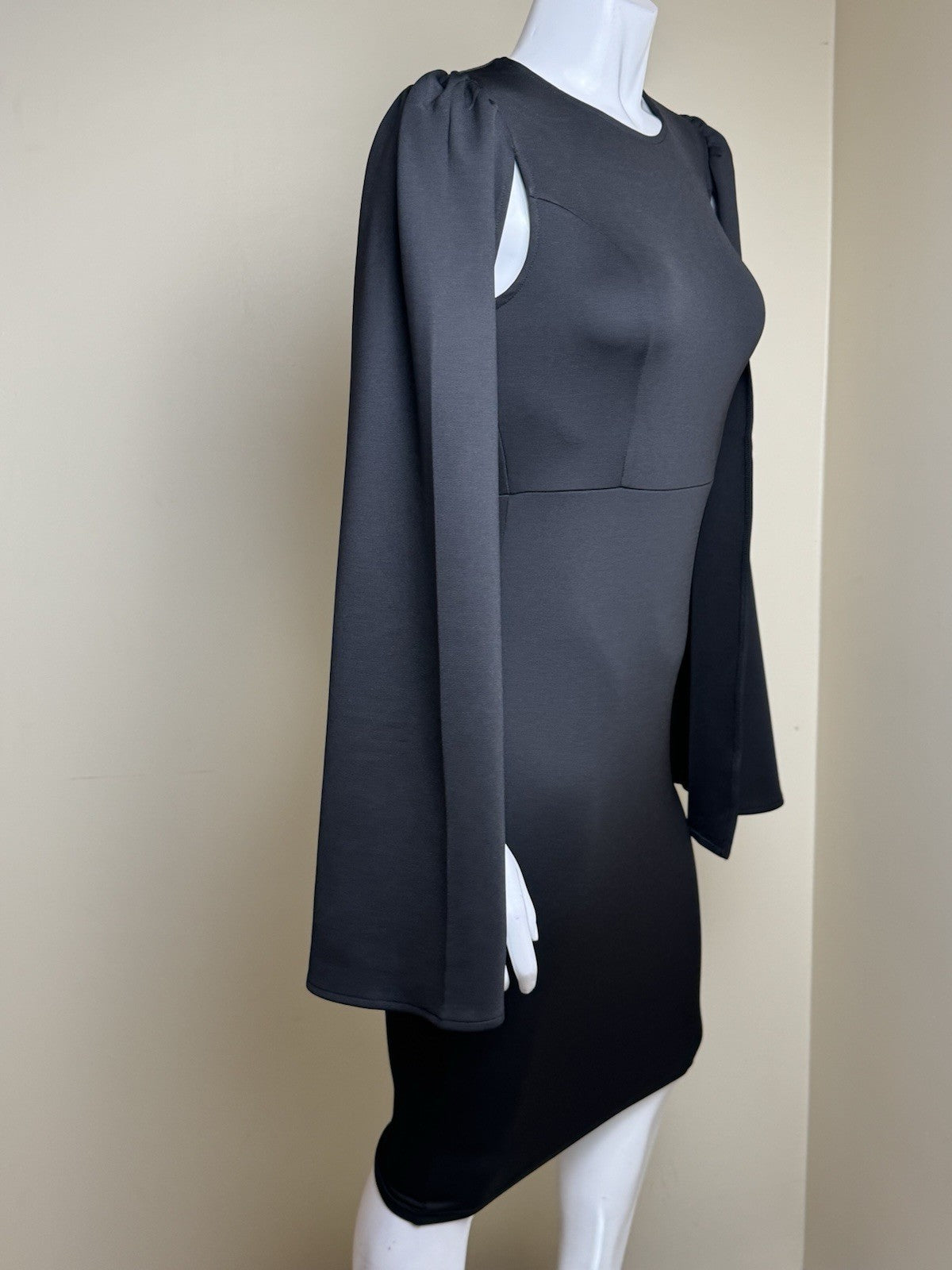 Women's Black Flared Sleeves Dress Sz S. (B.168)