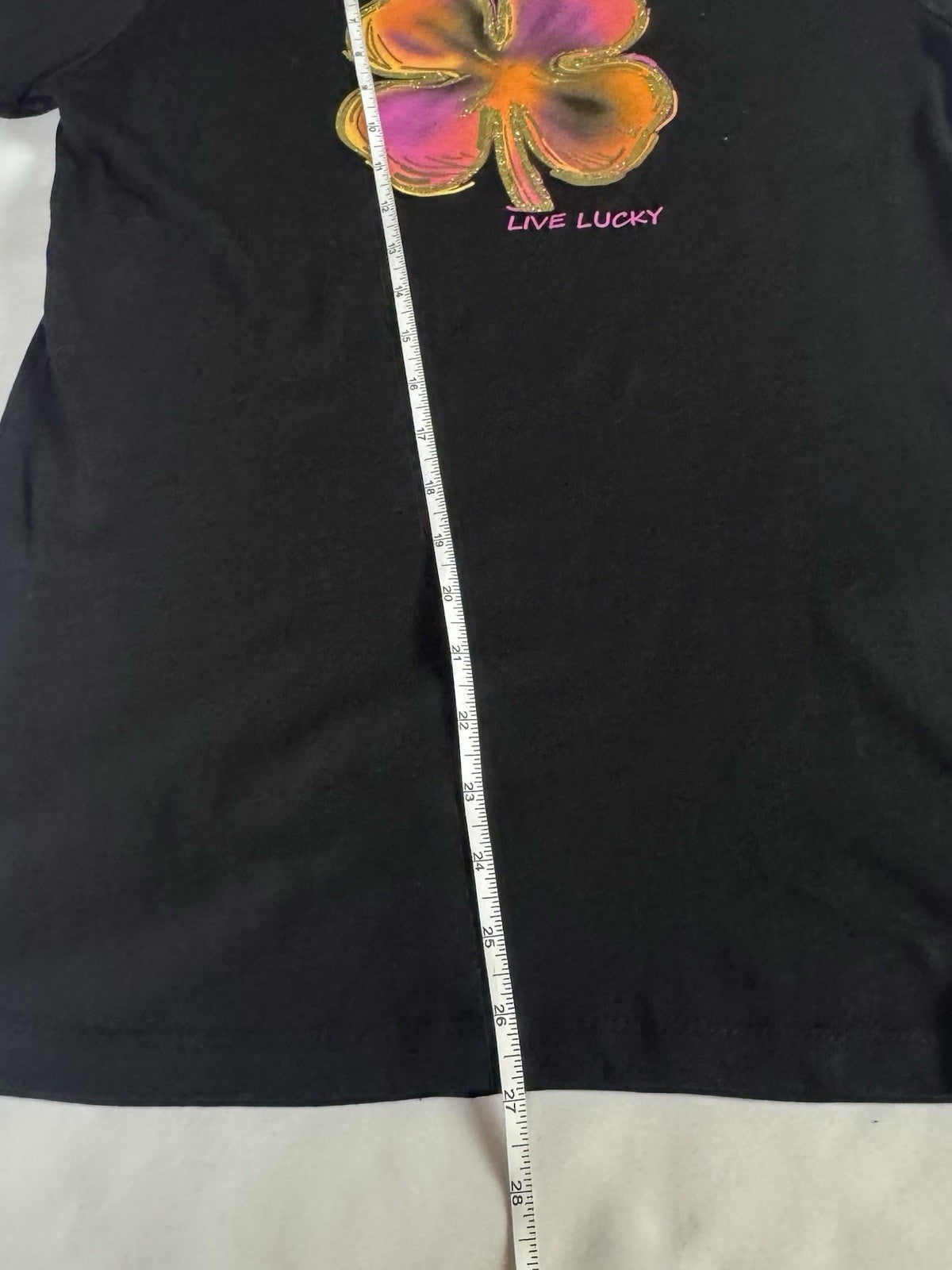 Black Clover Women’s T-Shirt Clover Logo Sz XL (B.044)