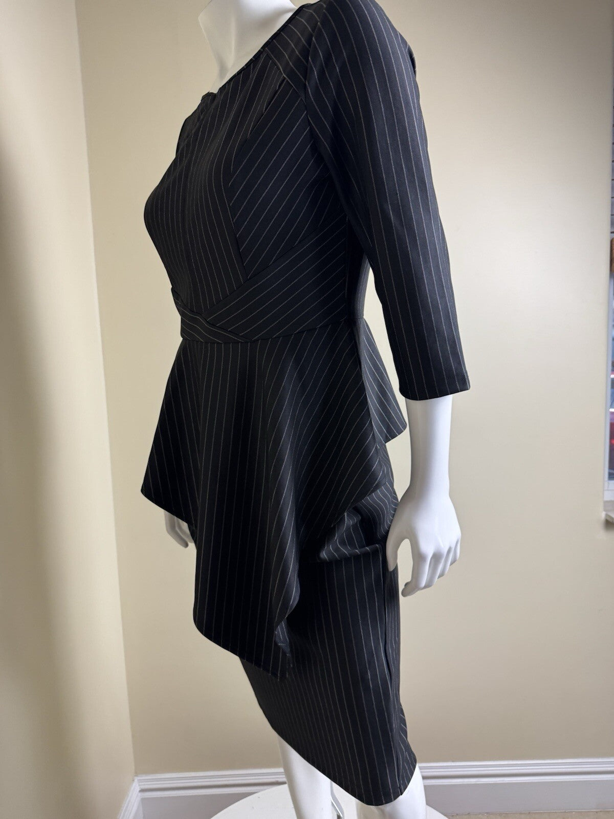 Vfshow Vfemage Stripes Dress Sz L. (B.132)