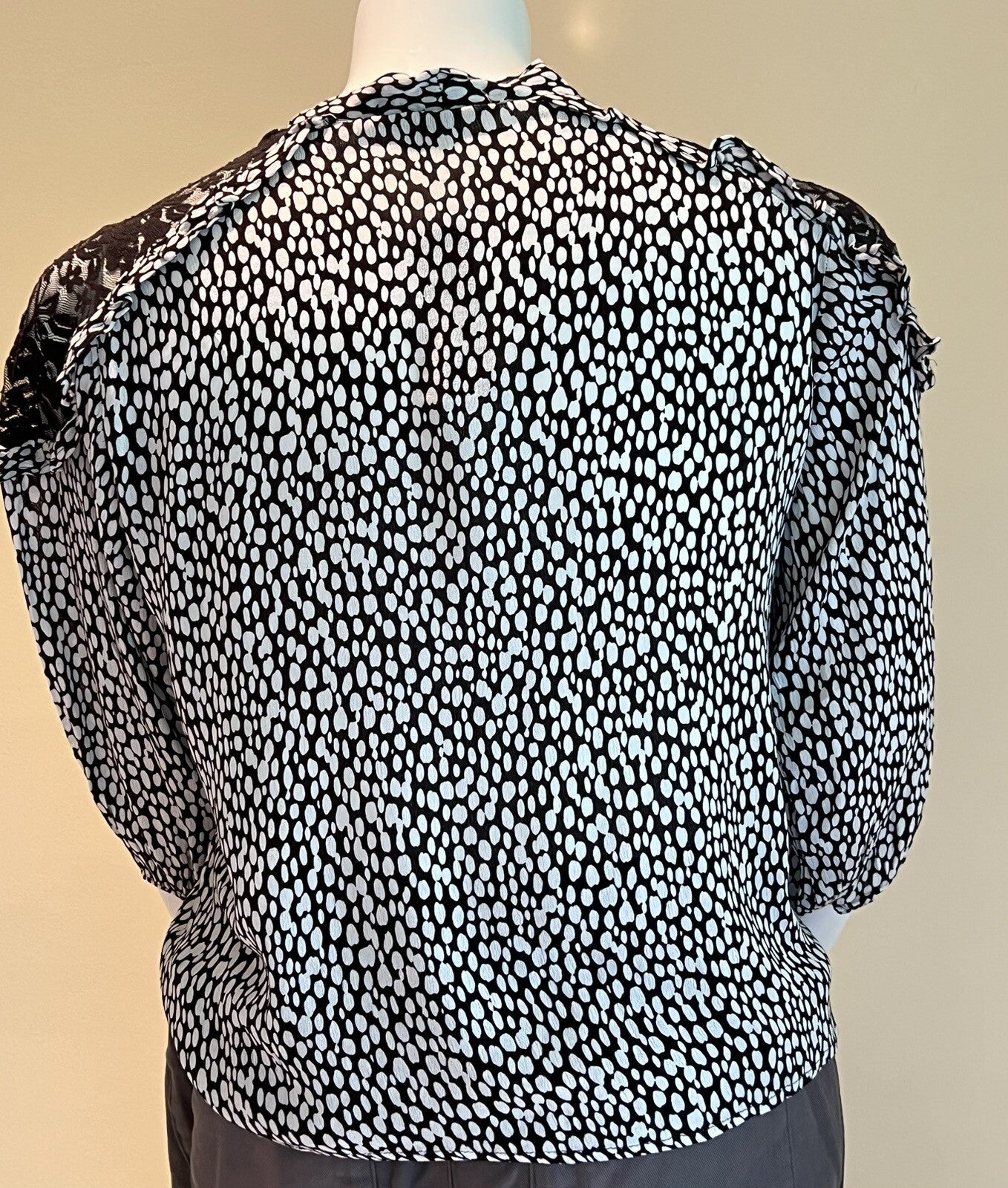 Adrienne Vittadini Women's Top Black Ivory Short Sleeve Blouse Sz XL