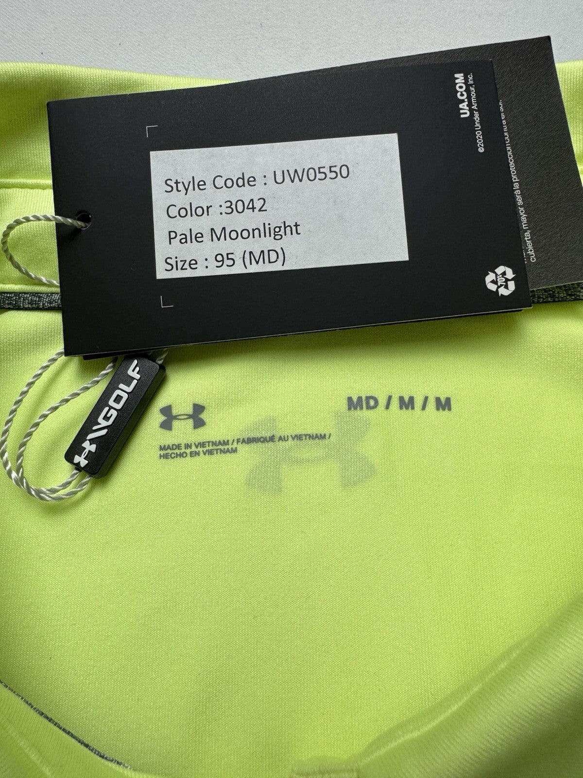 Under Armour Women's Golf Tennis Shirt Sz M. (B.38)