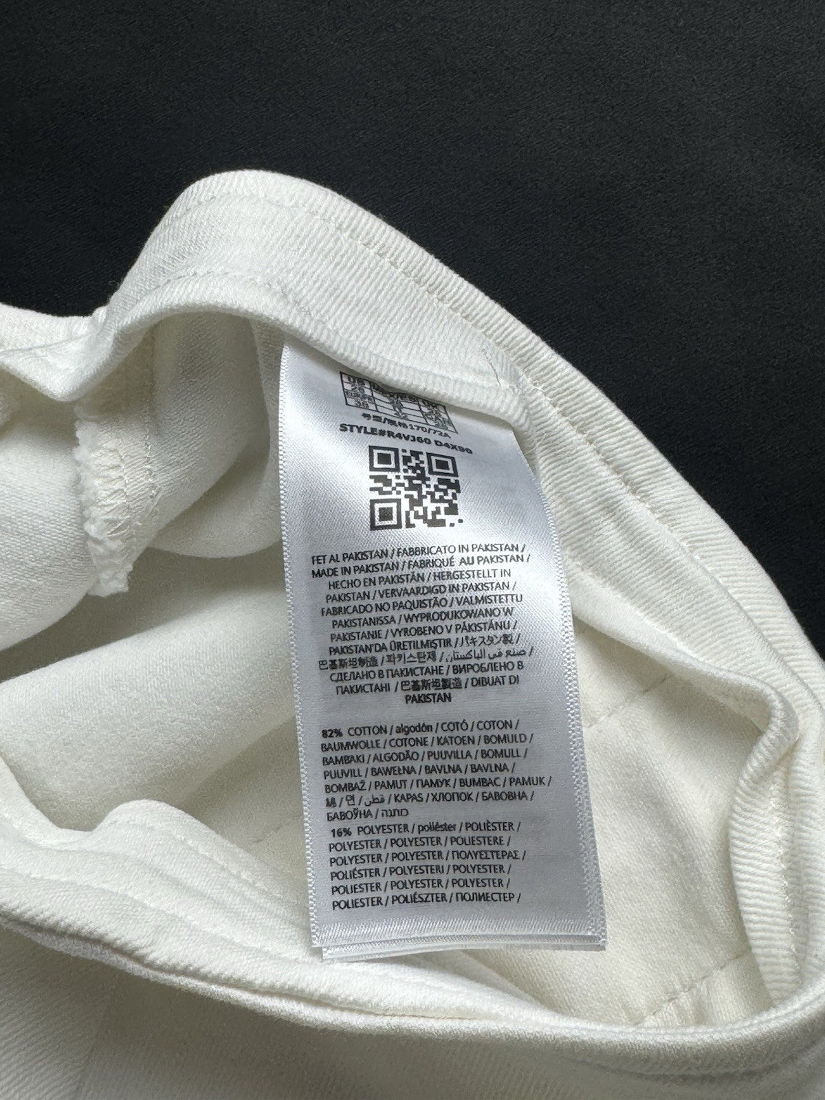 $89 Guess Los Angeles Women’s White Cecilia Denim Skirt Sz 6/28. . (B.153)