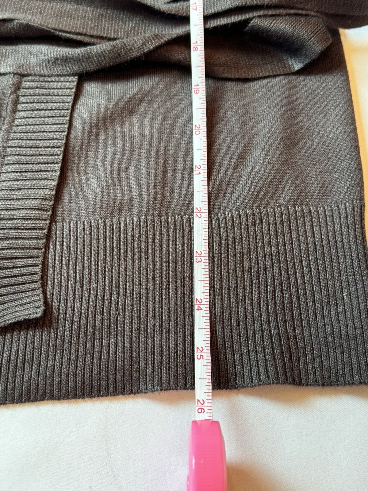 $160 Vertigo Women’s Cardigan Blouse Sz L Brown Short Sleeve. (B.55)