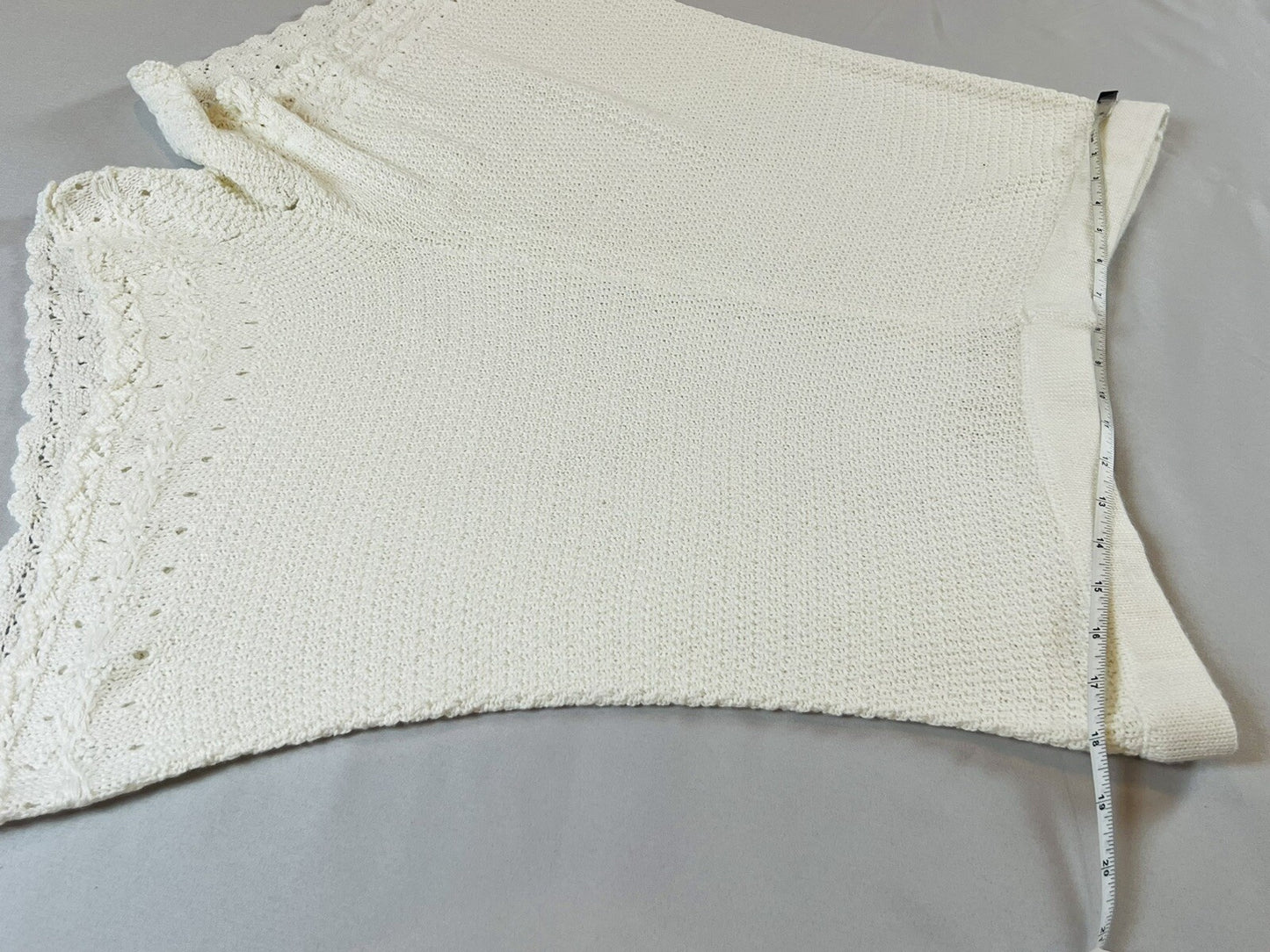 NO COMMENT Women’s Knit Shorts Ivory Plus Sz 2XL