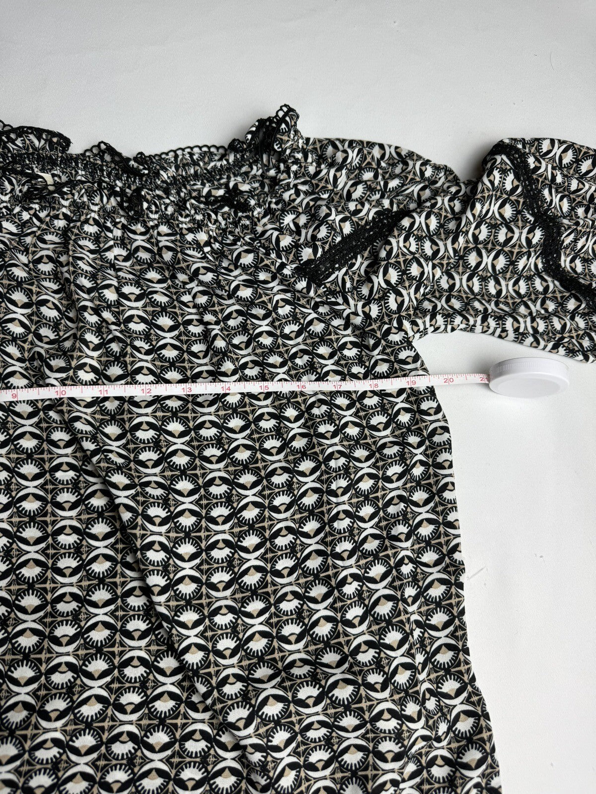 $118 Max Studio Women’s Top Sz M Blouse (B.73)