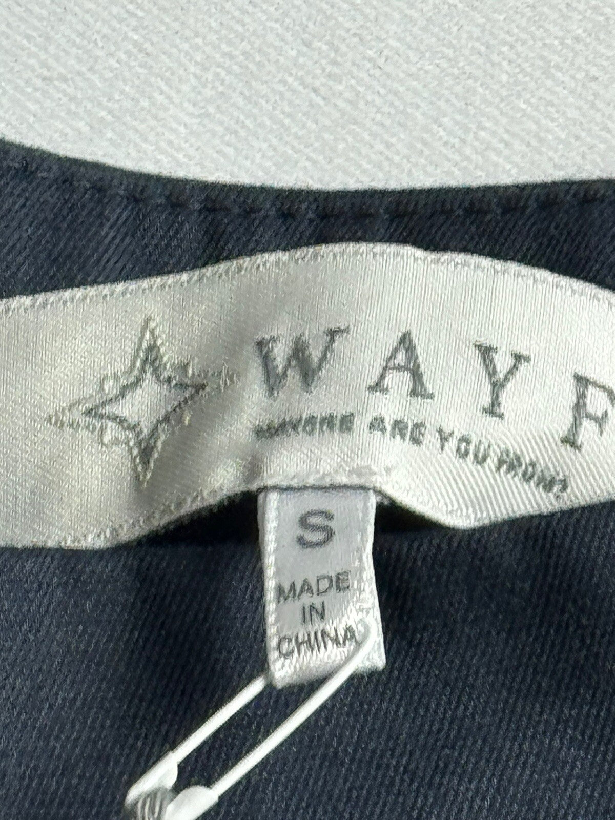 Wayf Women's Navy Pleated Pant Sz S. (75)