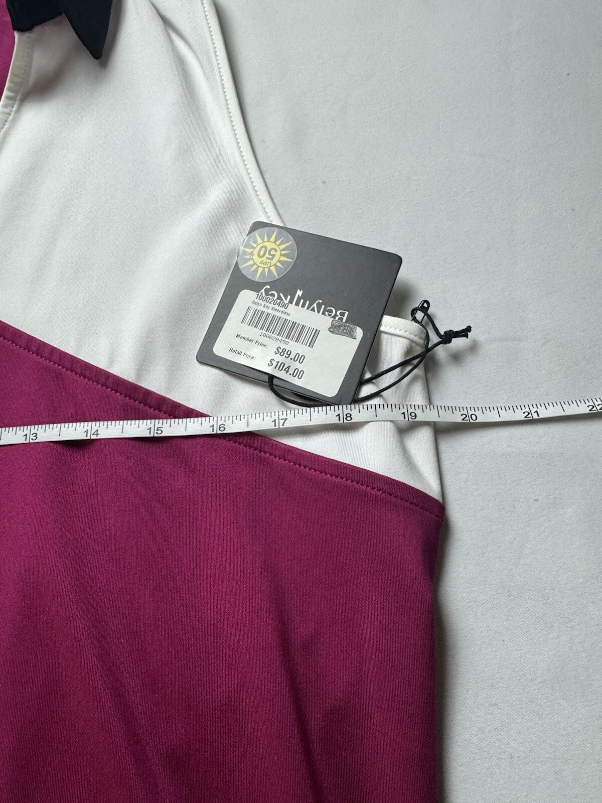 BELYN KEY Women’s Sleeveless Golf Shirt Sz M. (B.141)