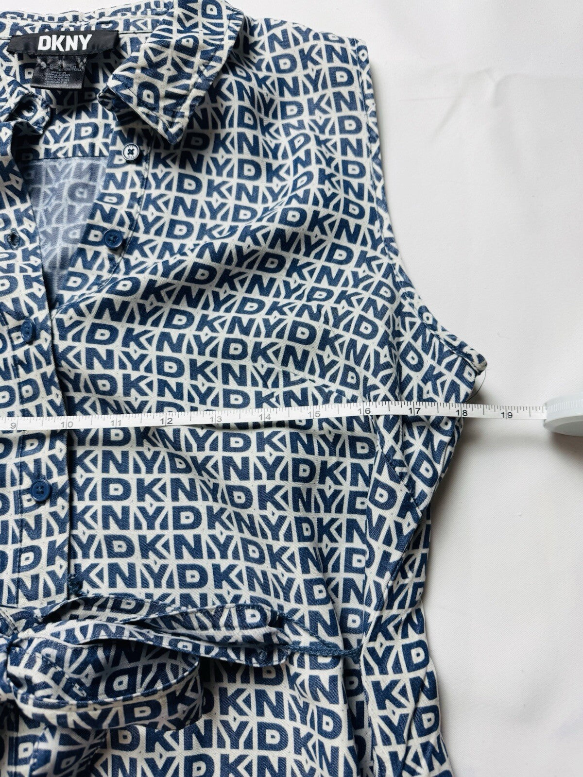 $129 DKNY Women’s Denim Print Dress Sz 8. (B.134)