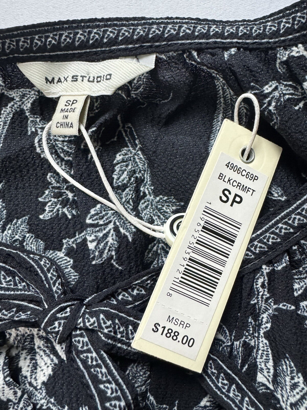 $188 Max Studio Women’s Floral Dress Sz SP (B.139)