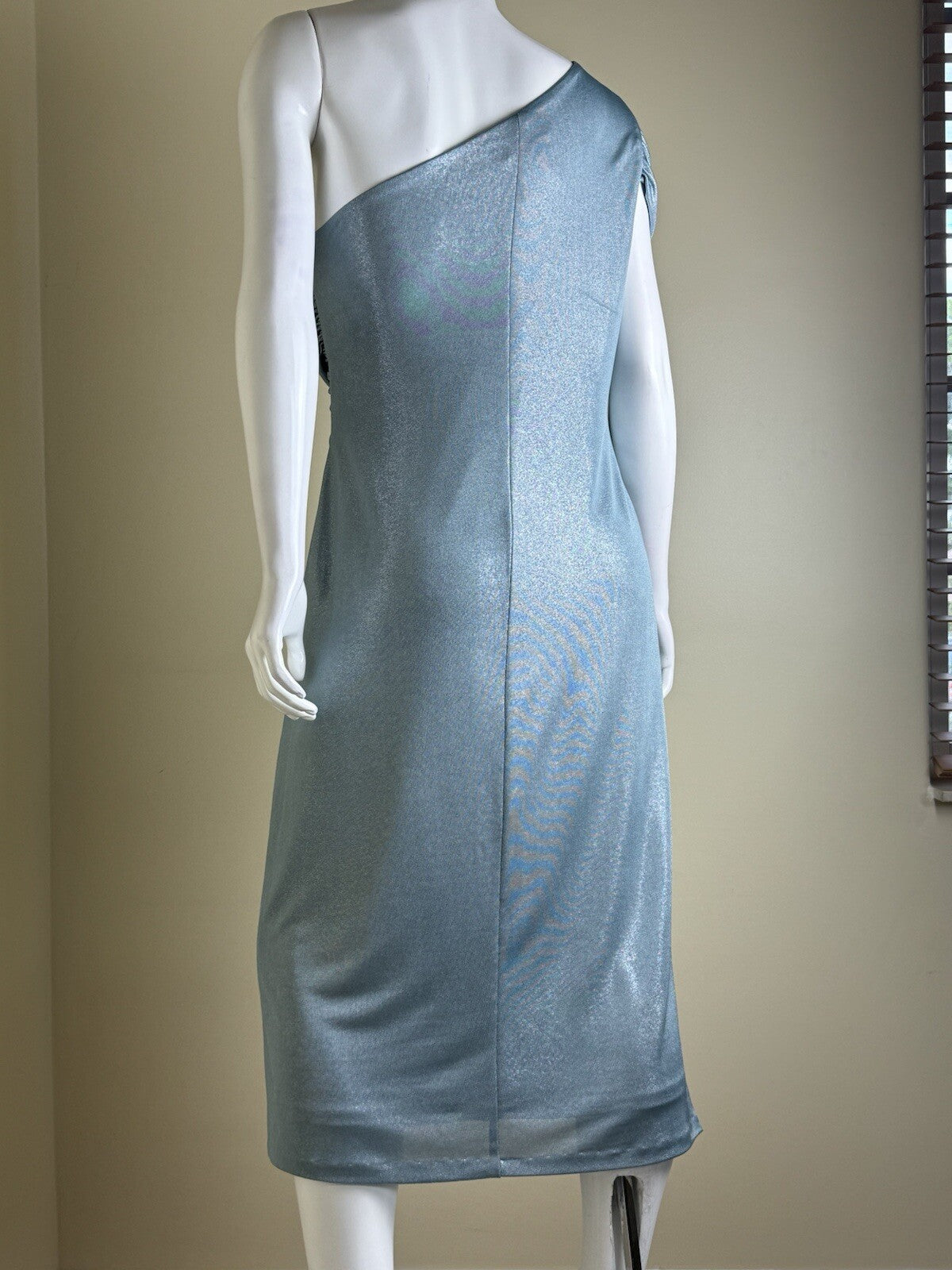 $195 Lauren Ralph Lauren Sleeveless Glitter Green Dress Size 12. (B.64)