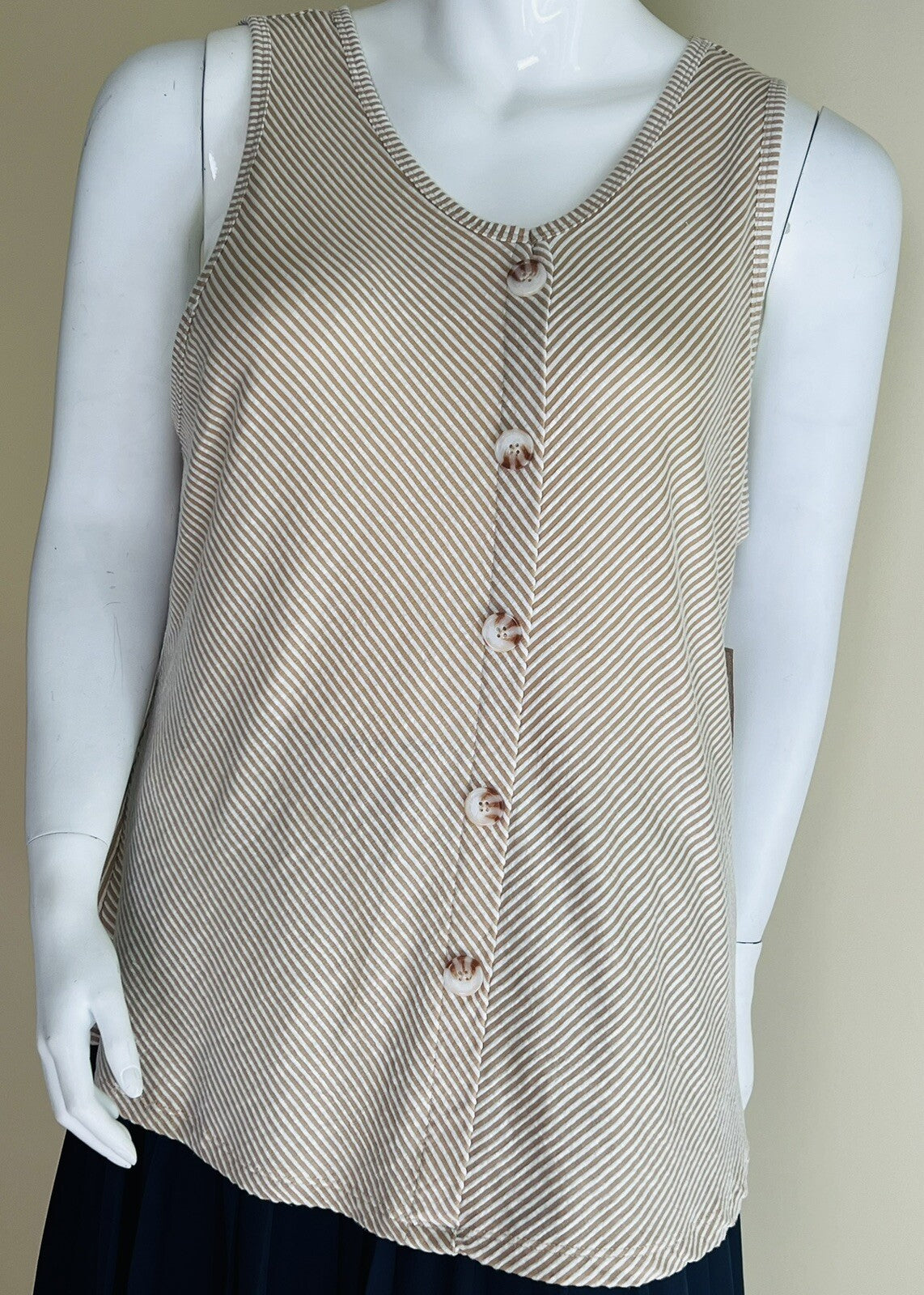 3 New Women’s Shirts Tops Sz 3X Blue Gray Beige Blouses (9)