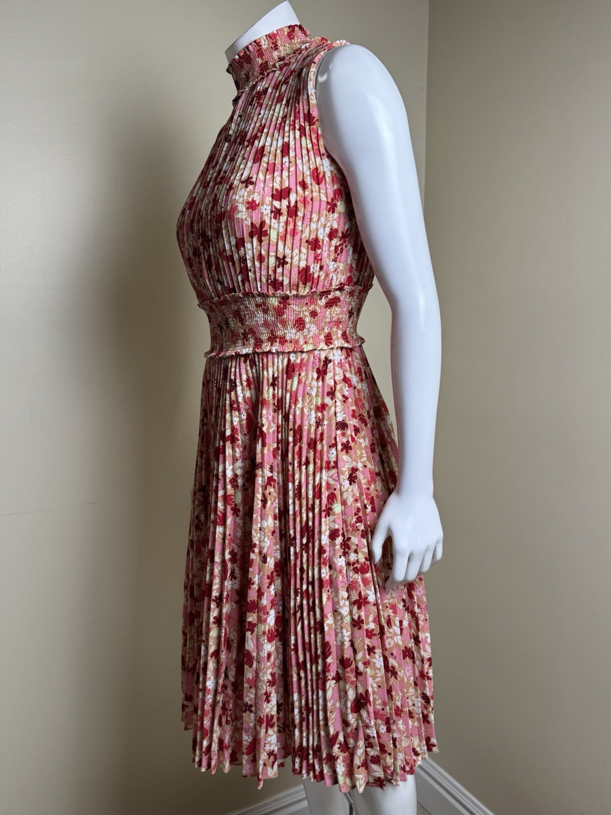 $148 NANETTE LEPORE Floral Pleaded Dress Sz 2 (B.171)