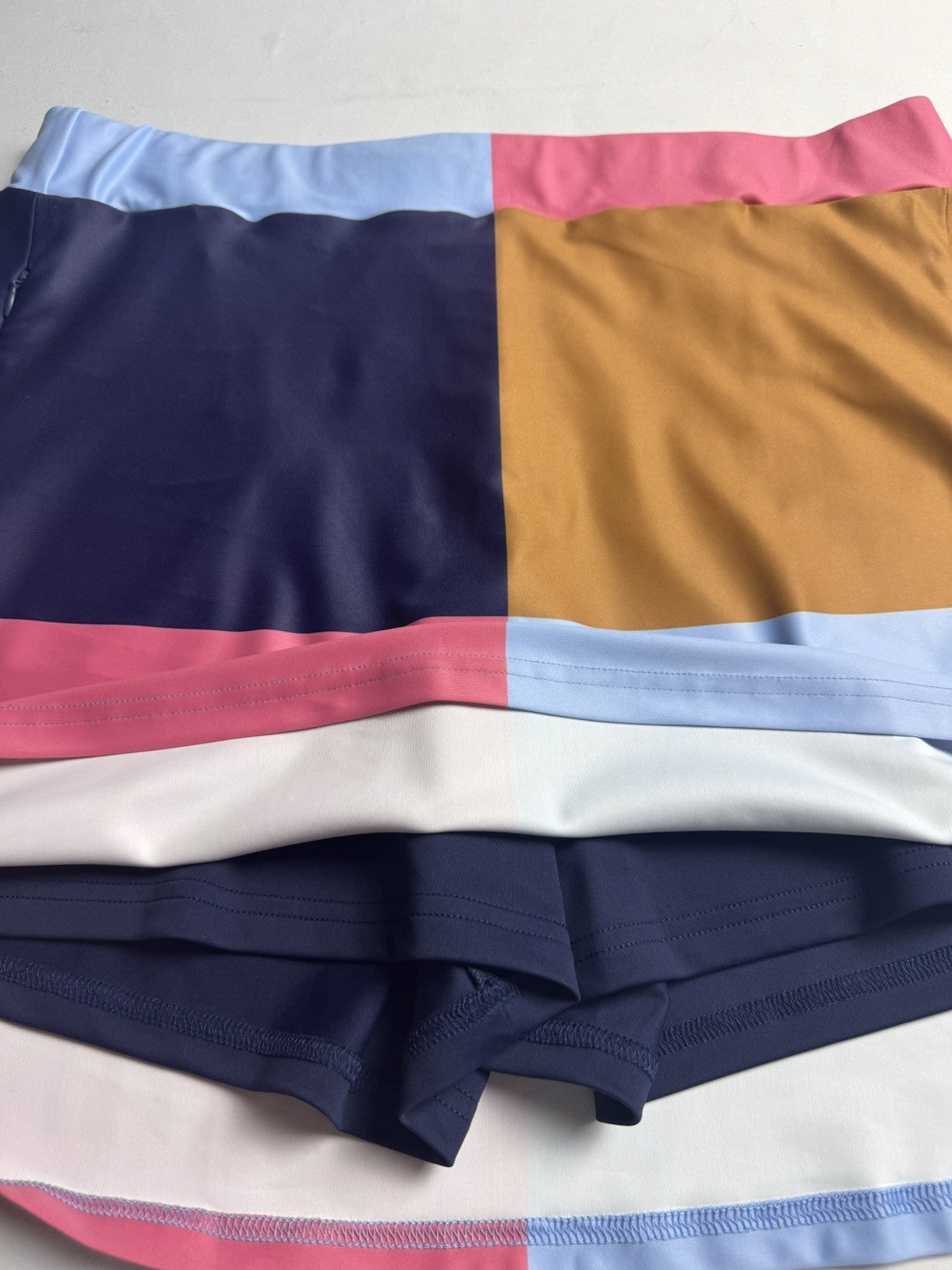 Smith & Quinn Athletic Skort Skirt Sz L. (B.155)