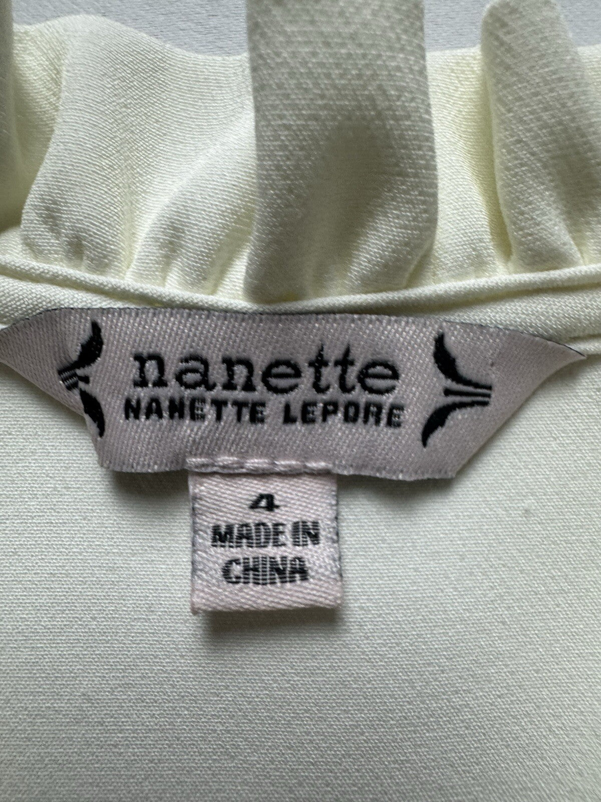 $128 NANETTE LEPORE Ivory Belted Dress Sz 4 (B.140)