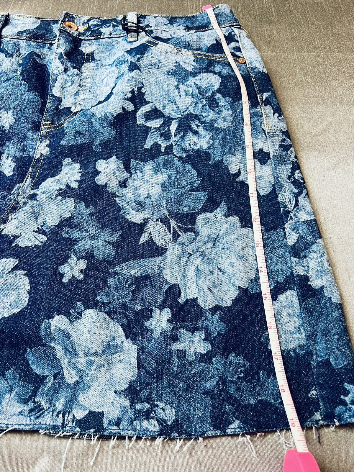 Anne Klein Women's Floral Blue Jeans Skirt Sz 12 (B.05)