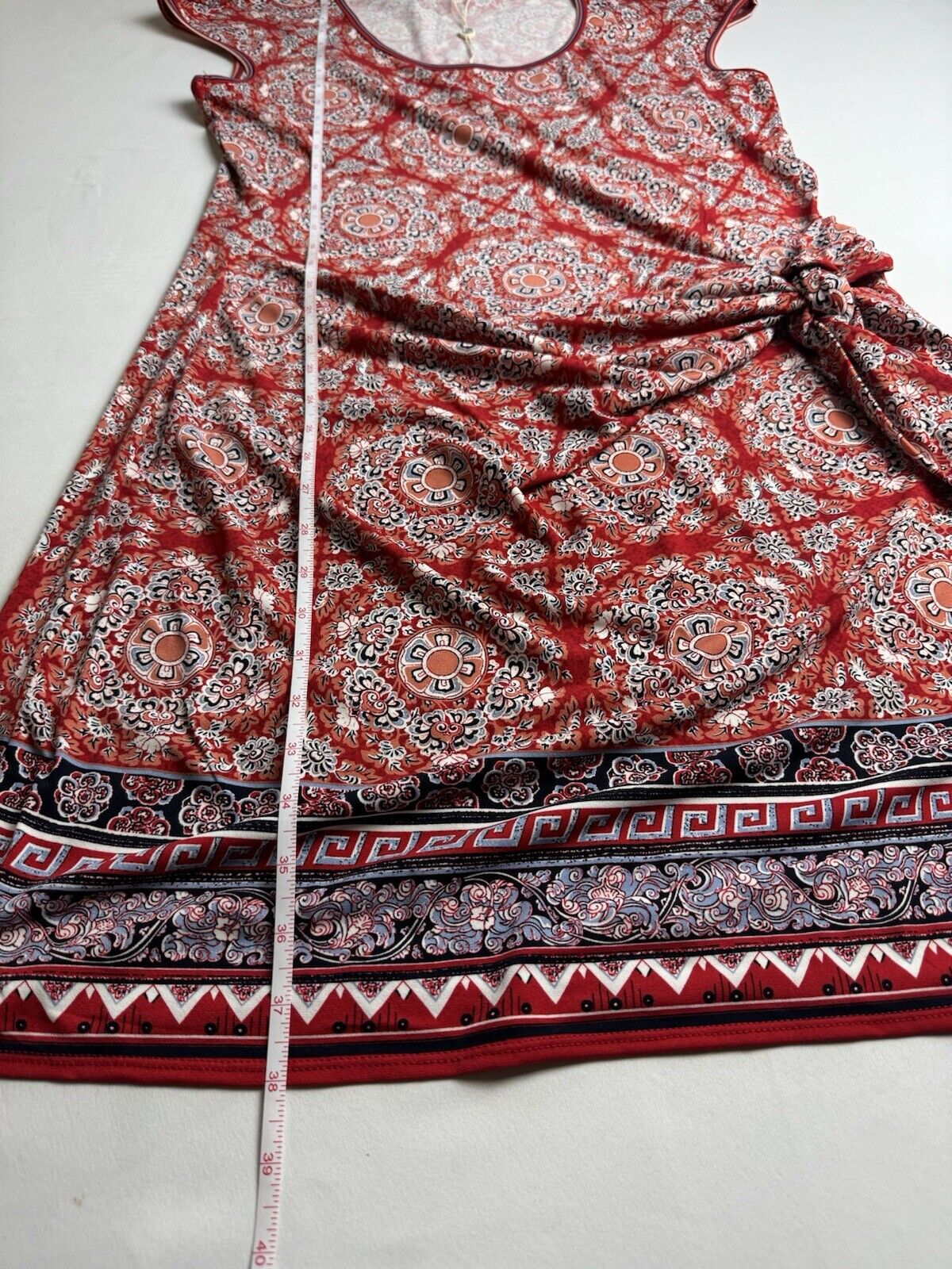 $128 Max Studio Women’s Red Wrap Dress Sz S (B.60)