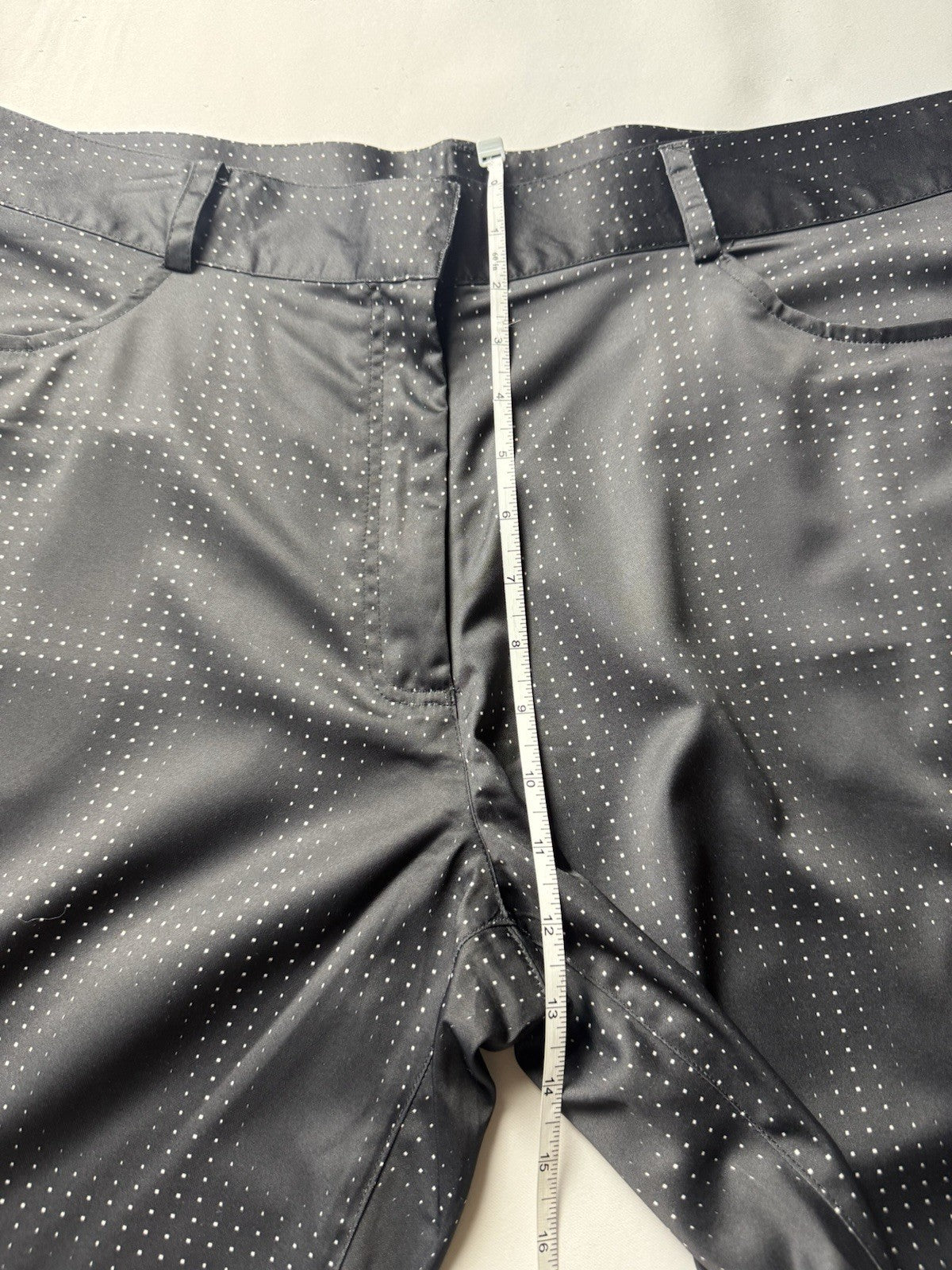 Page & Tuttle Women’s Bermuda Golf Shorts Size 16