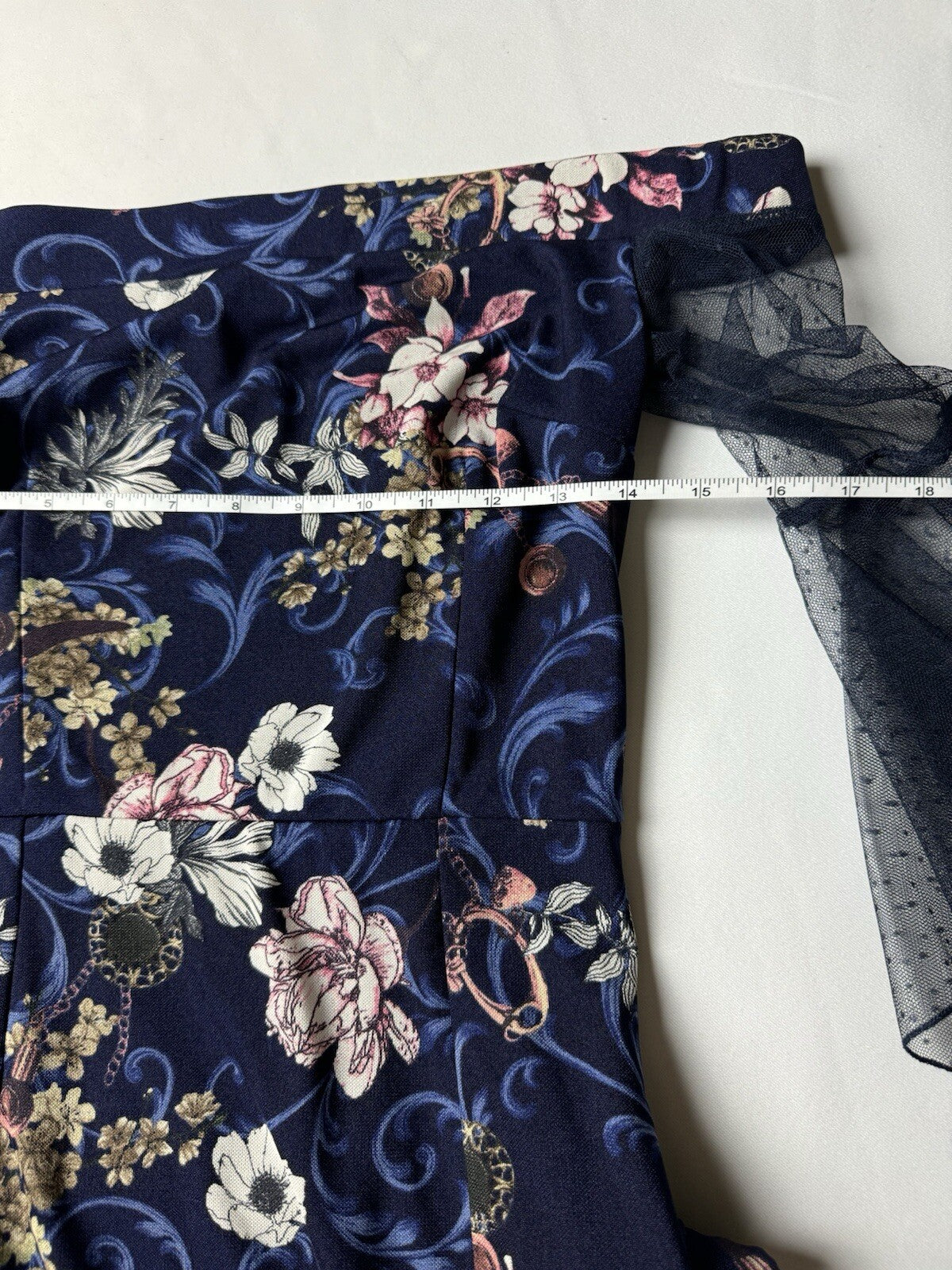 Vfshow Vfemage Floral Long Dress Sz S. (B.98)