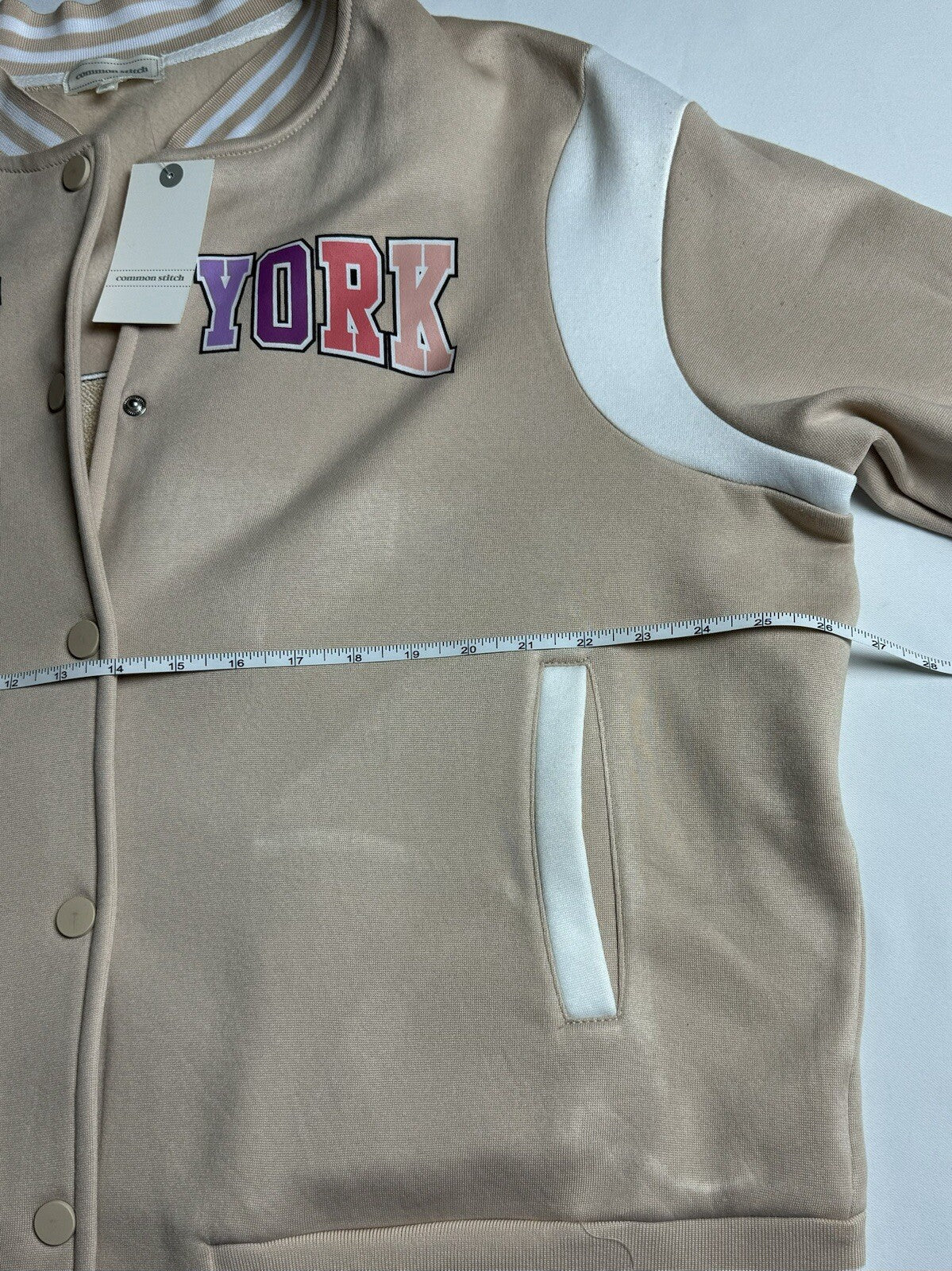 Common Stitch Women’s New York Bear Logo Jacket Sz XL (B.90)