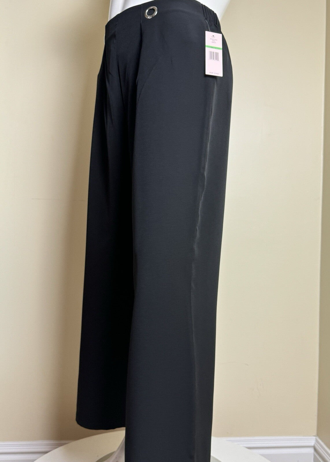 $78 Nanette Lepore Women’s Dress Pants Black Sz L. (B.96)